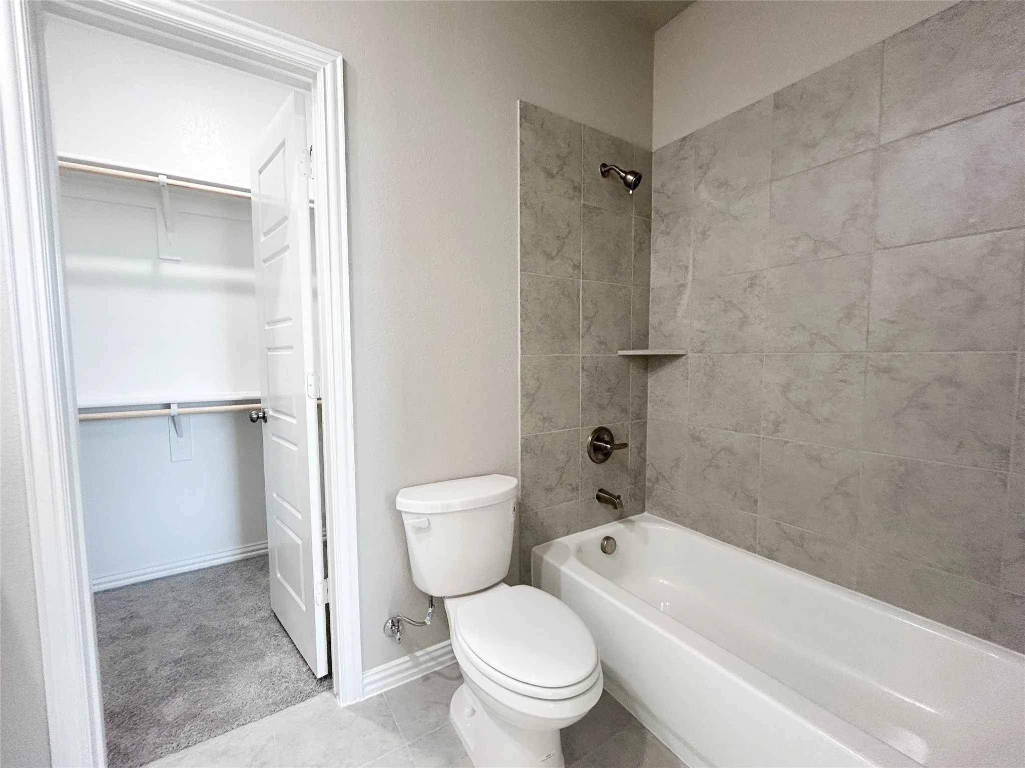 Townhouse For Rent in Ellis County , 2120 Dena Drive, Waxahachie, Texas 75165, 3 Bedrooms, 3 Bathrooms, 2 Garage spaces, 1,209 Sqft, built in 2025, Price $2,195, mls#21203034, Real Estate Agent in Waxahachie, Homes For Rent in Ellis county, Homes For Rent in Waxahachie, Realtor in Waxahachie Texas, Real Estate Brokerage Independent Realty Texas, Luminita Cordes Realtor