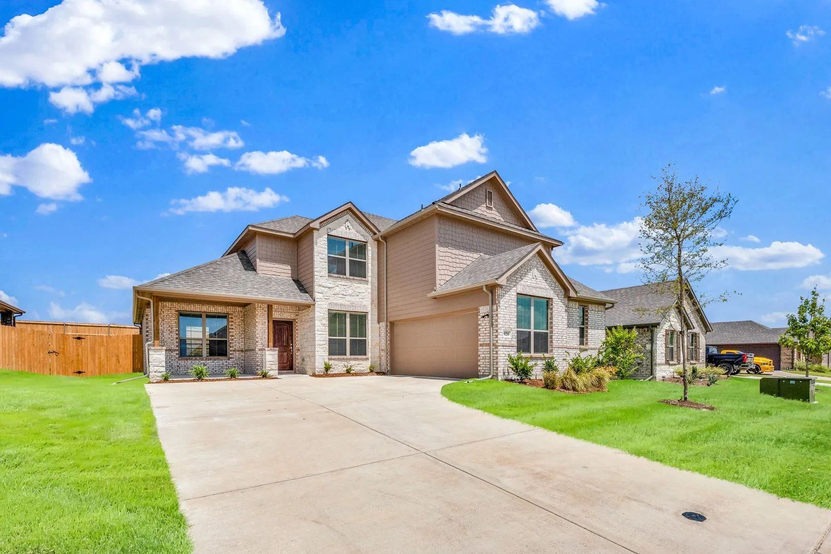 Single Family Residence For Sale in Ellis County , 424 Maltese, Red Oak, Texas 75154, 4 Bedroom, 4 Bathroom, 2 Garage spaces, 2,633 Sqft, built in 2026, New Construction - Incomplete, mls#21203092, Real Estate Agent in Red Oak, Homes For Sale in Ellis county, Homes For Sale in Red Oak, Realtor in Red Oak Texas, Real Estate Brokerage Independent Realty Texas, Luminita Cordes Realtor