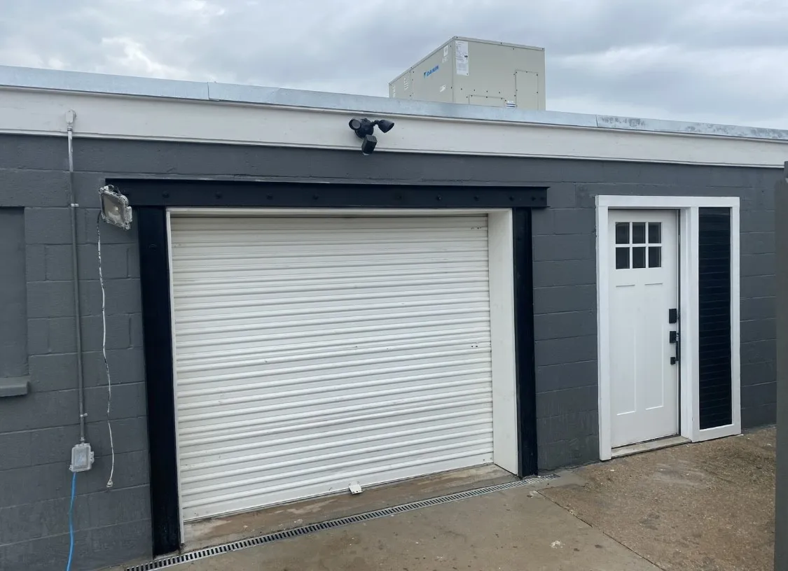 Grade Level Bay Door 8'x8'