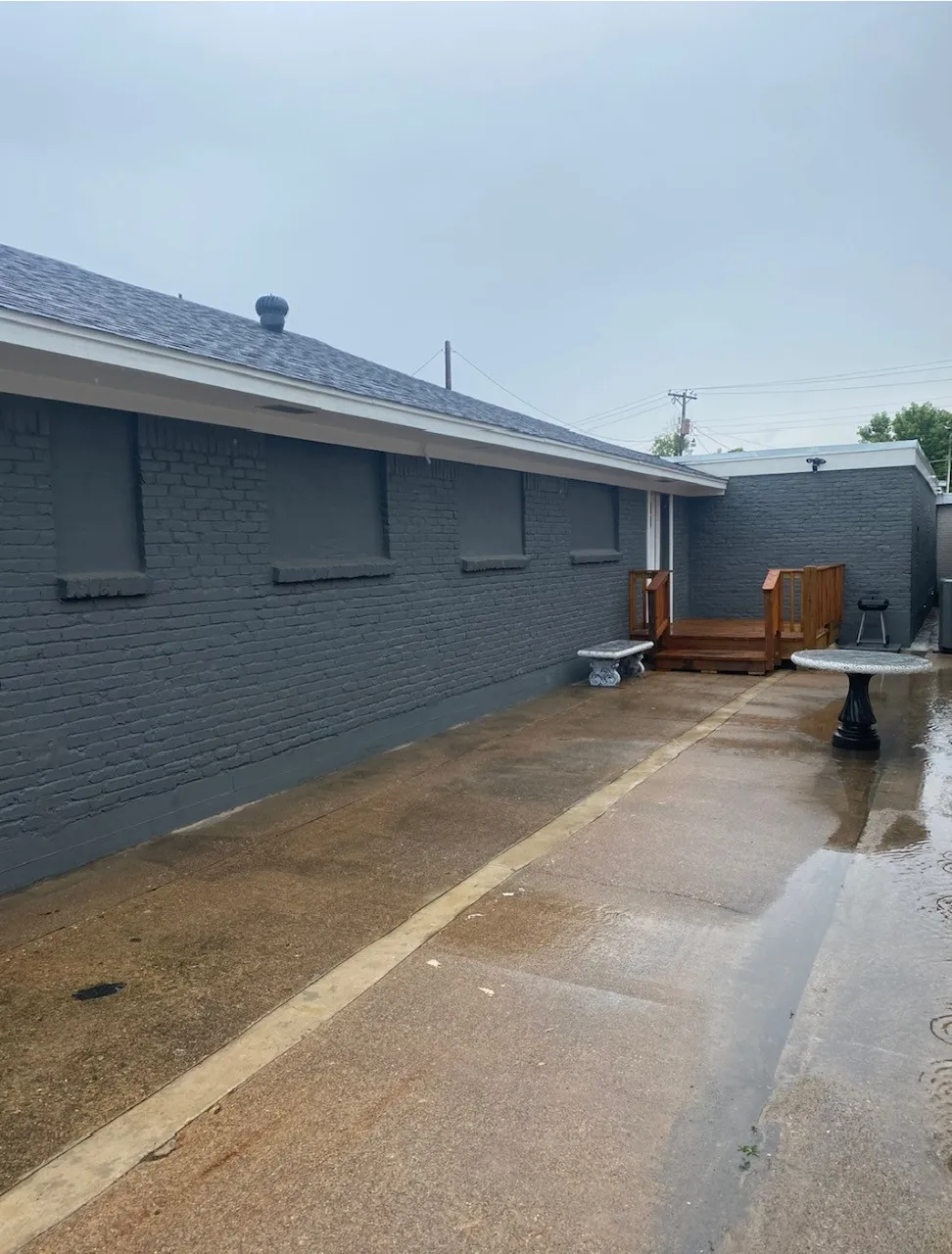 Right Side Courtyard