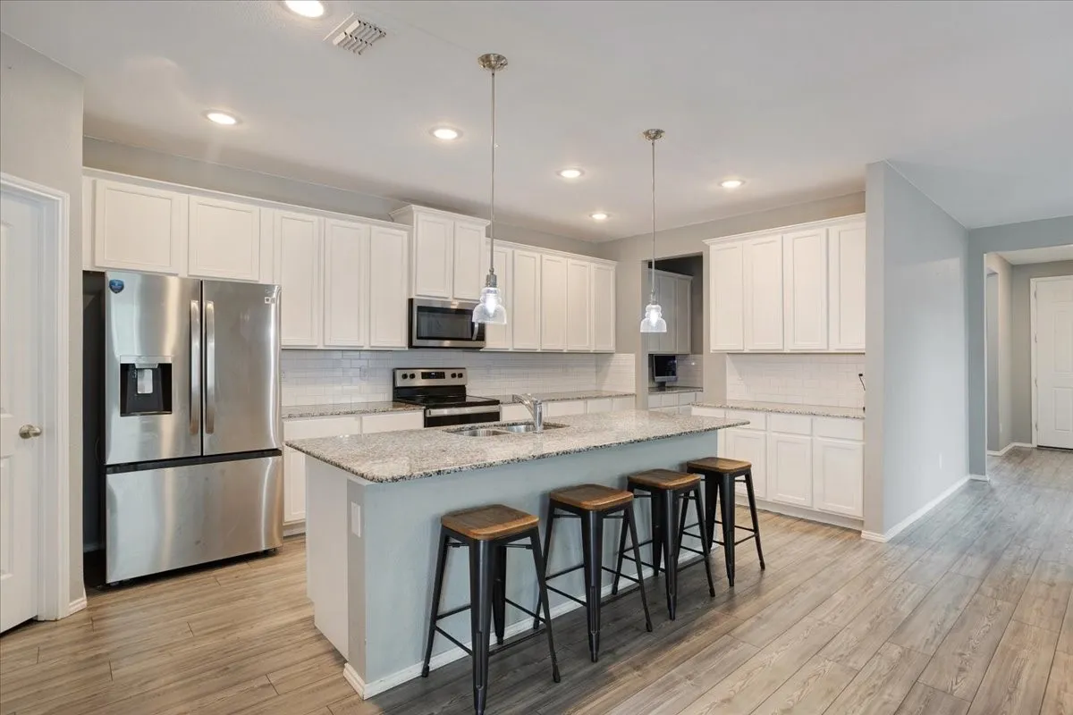 Single Family Residence For Sale in Denton County , 10021 Adams Lane, Providence Village, Texas 76227, 4 Bedroom, 3 Bathroom, 2 Garage spaces, 3,108 Sqft, built in 2020, Preowned, mls#21200550, Real Estate Agent in Providence Village, Homes For Sale in Denton county, Homes For Sale in Providence Village, Realtor in Providence Village Texas, Real Estate Brokerage Independent Realty Texas, Luminita Cordes Realtor