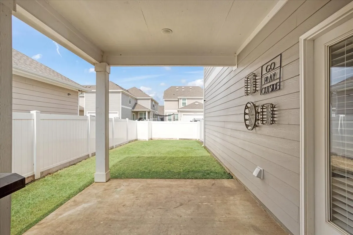Single Family Residence For Sale in Denton County , 10021 Adams Lane, Providence Village, Texas 76227, 4 Bedroom, 3 Bathroom, 2 Garage spaces, 3,108 Sqft, built in 2020, Preowned, mls#21200550, Real Estate Agent in Providence Village, Homes For Sale in Denton county, Homes For Sale in Providence Village, Realtor in Providence Village Texas, Real Estate Brokerage Independent Realty Texas, Luminita Cordes Realtor