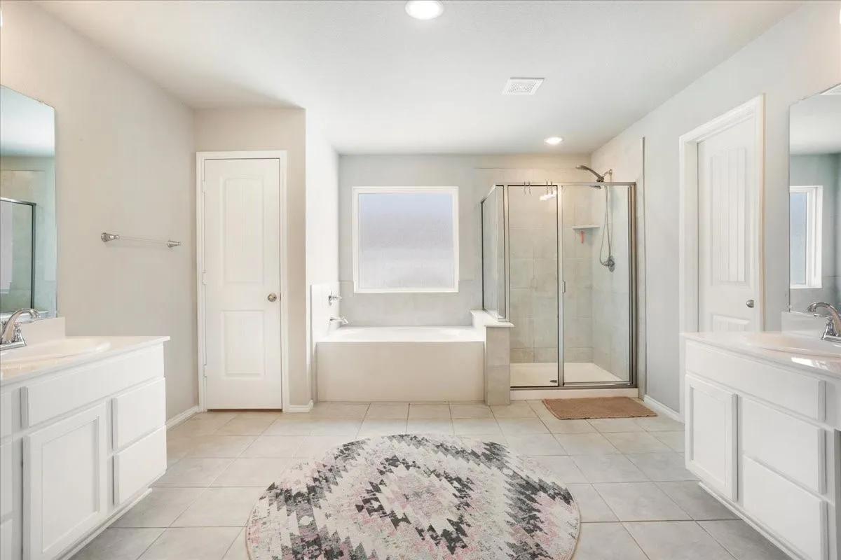 Single Family Residence For Sale in Denton County , 10021 Adams Lane, Providence Village, Texas 76227, 4 Bedroom, 3 Bathroom, 2 Garage spaces, 3,108 Sqft, built in 2020, Preowned, mls#21200550, Real Estate Agent in Providence Village, Homes For Sale in Denton county, Homes For Sale in Providence Village, Realtor in Providence Village Texas, Real Estate Brokerage Independent Realty Texas, Luminita Cordes Realtor