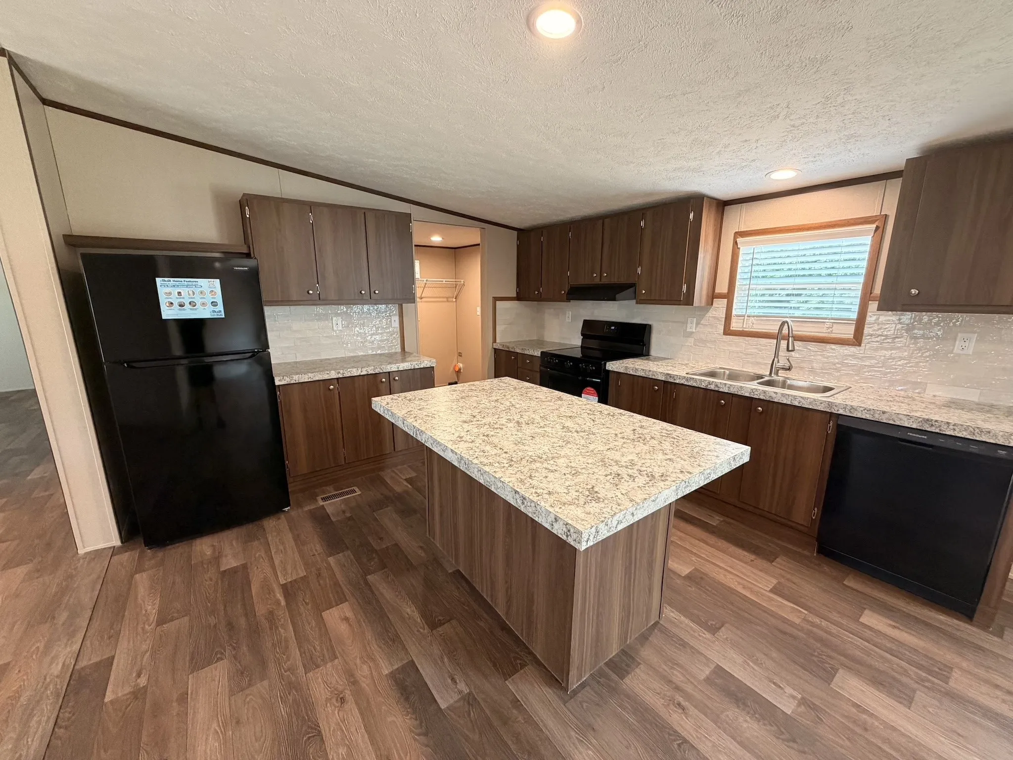 Mobile Home For Sale in Wise County , 459 County Road 4854, Newark, Texas 76071, 4 Bedroom, 2 Bathroom, Garage spaces, 1,475 Sqft, built in 2025, New Construction - Complete, mls#21197157, Real Estate Agent in Newark, Homes For Sale in Wise county, Homes For Sale in Newark, Realtor in Newark Texas, Real Estate Brokerage Independent Realty Texas, Luminita Cordes Realtor