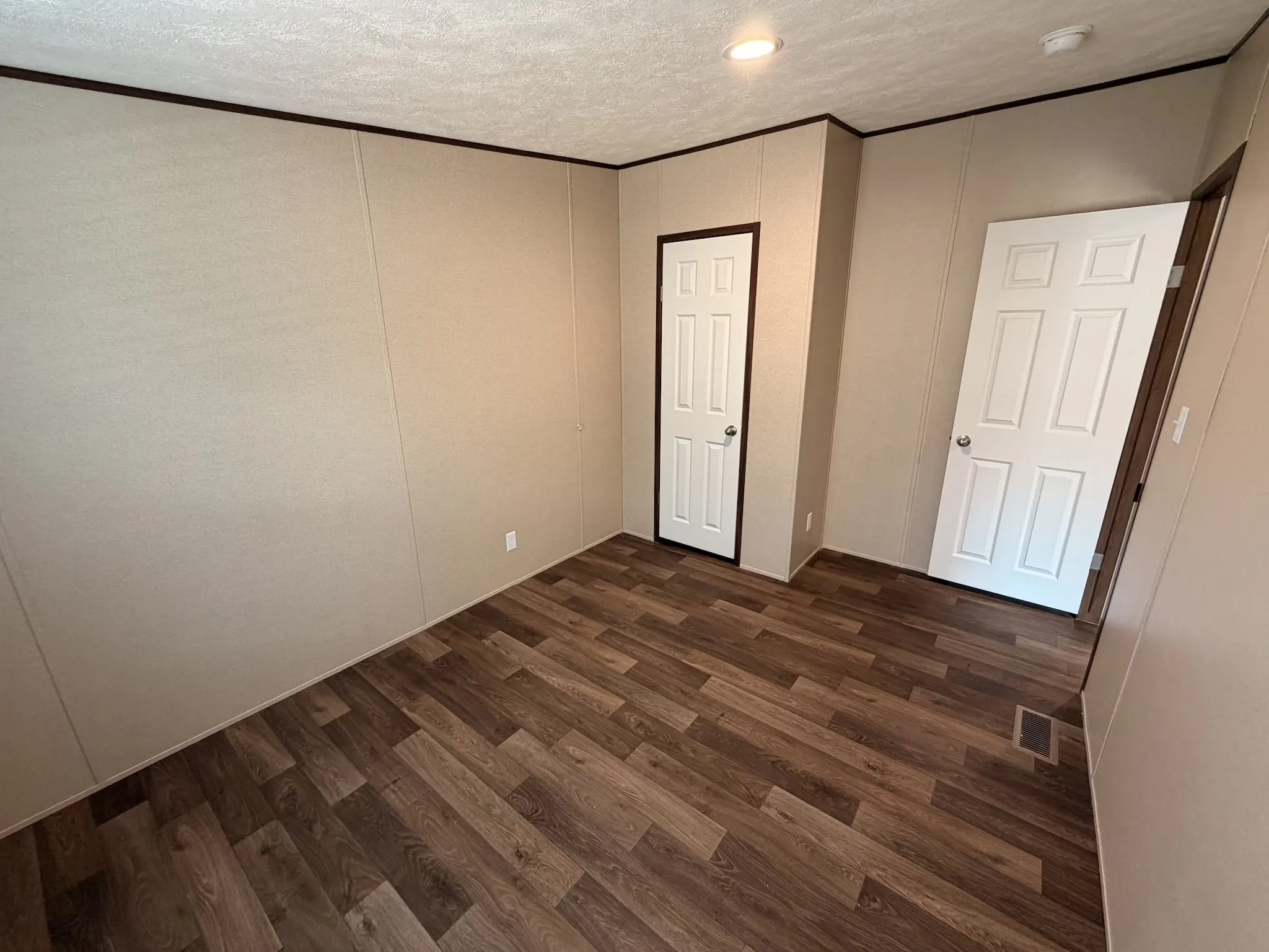 Mobile Home For Sale in Wise County , 459 County Road 4854, Newark, Texas 76071, 4 Bedroom, 2 Bathroom, Garage spaces, 1,475 Sqft, built in 2025, New Construction - Complete, mls#21197157, Real Estate Agent in Newark, Homes For Sale in Wise county, Homes For Sale in Newark, Realtor in Newark Texas, Real Estate Brokerage Independent Realty Texas, Luminita Cordes Realtor