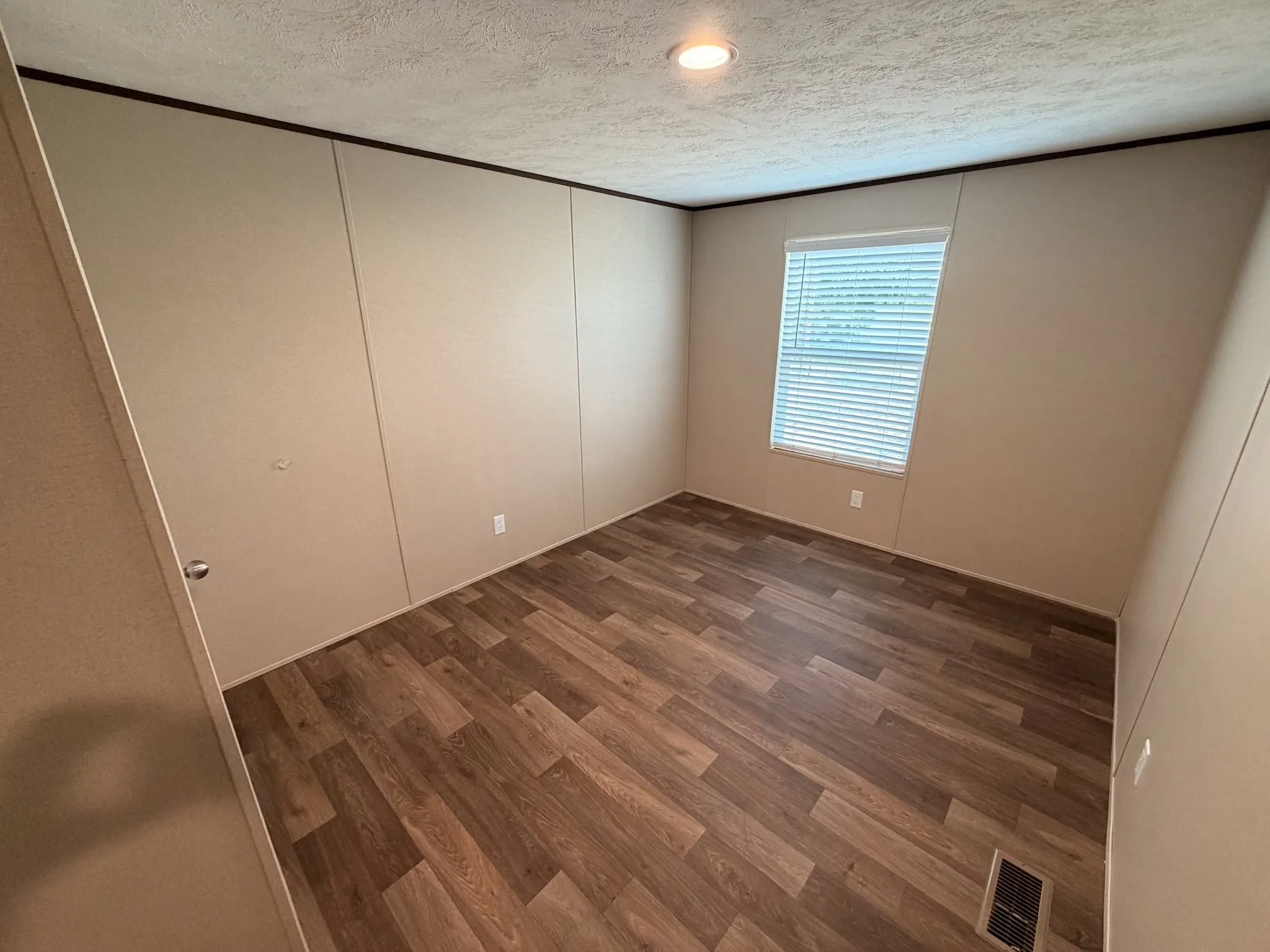 Mobile Home For Sale in Wise County , 459 County Road 4854, Newark, Texas 76071, 4 Bedroom, 2 Bathroom, Garage spaces, 1,475 Sqft, built in 2025, New Construction - Complete, mls#21197157, Real Estate Agent in Newark, Homes For Sale in Wise county, Homes For Sale in Newark, Realtor in Newark Texas, Real Estate Brokerage Independent Realty Texas, Luminita Cordes Realtor