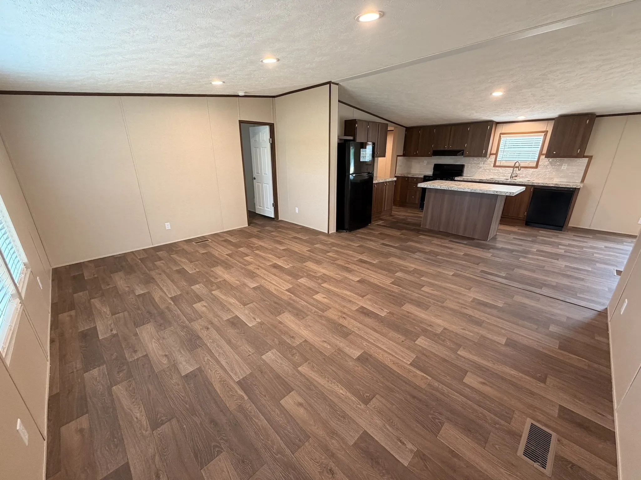 Mobile Home For Sale in Wise County , 459 County Road 4854, Newark, Texas 76071, 4 Bedroom, 2 Bathroom, Garage spaces, 1,475 Sqft, built in 2025, New Construction - Complete, mls#21197157, Real Estate Agent in Newark, Homes For Sale in Wise county, Homes For Sale in Newark, Realtor in Newark Texas, Real Estate Brokerage Independent Realty Texas, Luminita Cordes Realtor