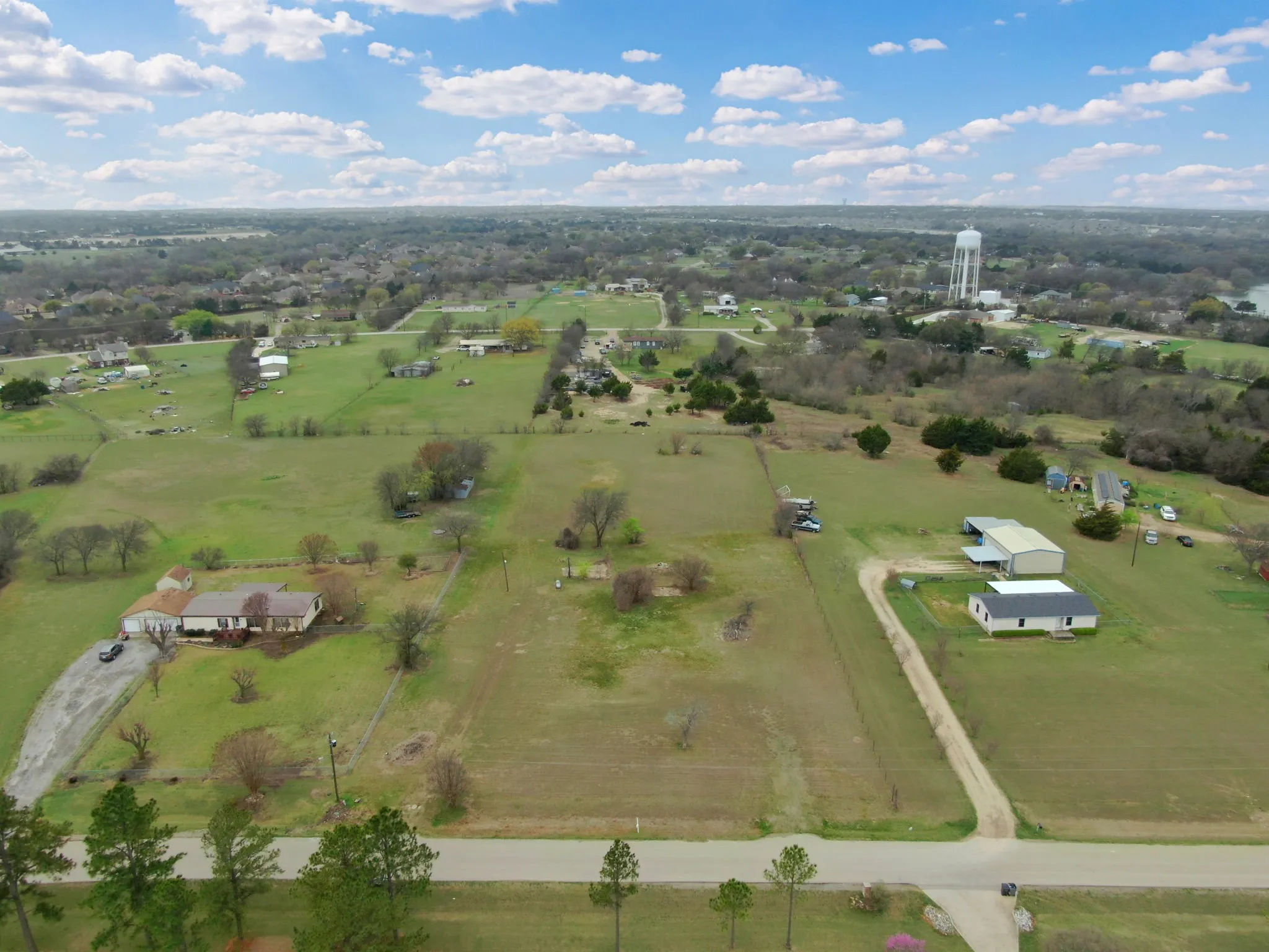 Aerial view of property's location featuring rural landscape