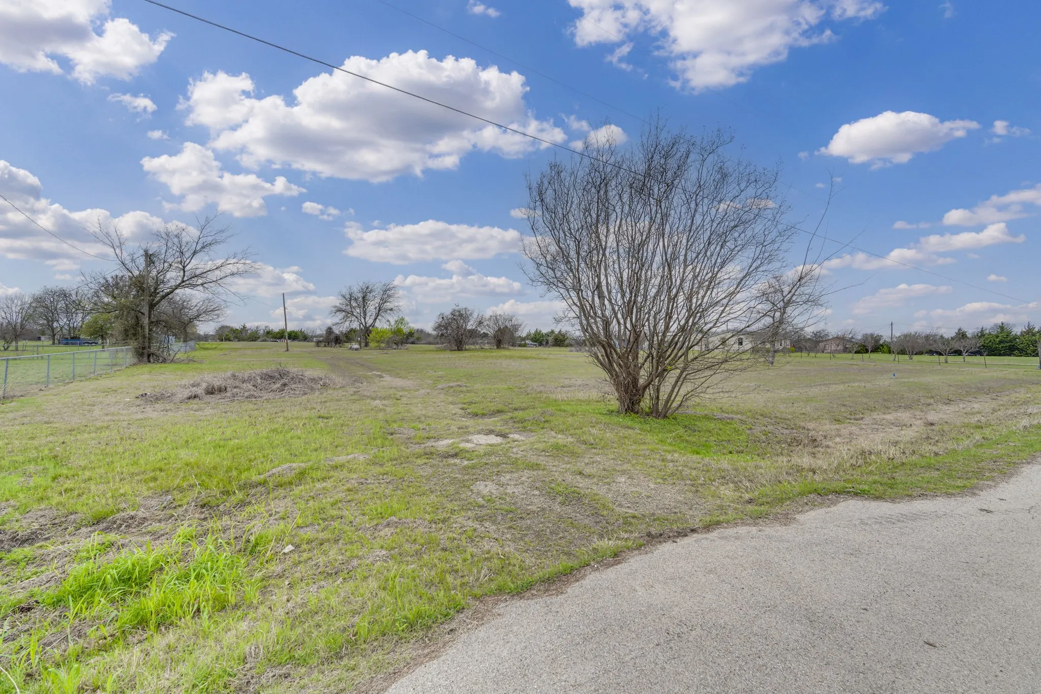 View of yard featuring a view of countryside