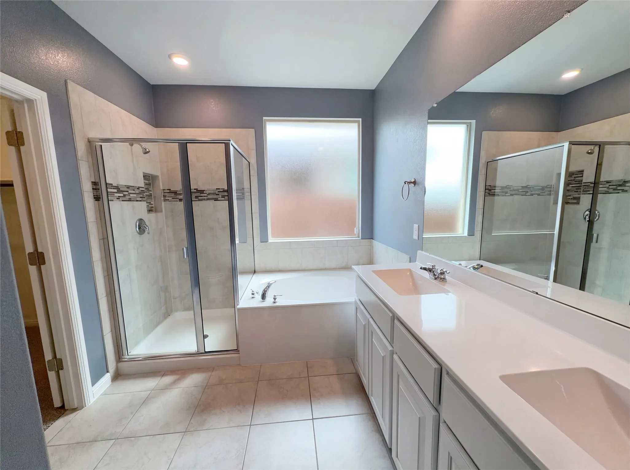 Single Family Residence For Sale in Ellis County , 2520 Allview Lane, Glenn Heights, Texas 75154, 3 Bedrooms, 2 Bathrooms, 2 Garage spaces, 1,784 Sqft, built in 2020, Preowned, Price $315,000, mls#21203202, Real Estate Agent in Glenn Heights, Homes For Sale in Ellis county, Homes For Sale in Glenn Heights, Realtor in Glenn Heights Texas, Real Estate Brokerage Independent Realty Texas, Luminita Cordes Realtor