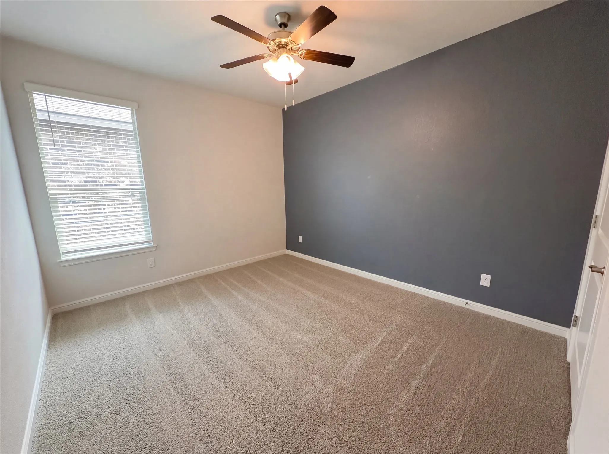 Single Family Residence For Sale in Ellis County , 2520 Allview Lane, Glenn Heights, Texas 75154, 3 Bedrooms, 2 Bathrooms, 2 Garage spaces, 1,784 Sqft, built in 2020, Preowned, Price $315,000, mls#21203202, Real Estate Agent in Glenn Heights, Homes For Sale in Ellis county, Homes For Sale in Glenn Heights, Realtor in Glenn Heights Texas, Real Estate Brokerage Independent Realty Texas, Luminita Cordes Realtor