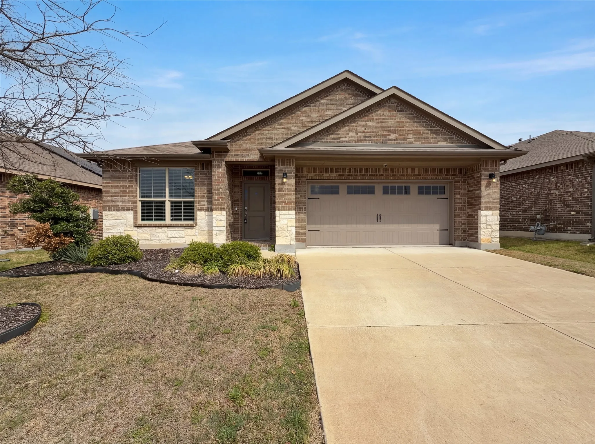 Single Family Residence For Sale in Ellis County , 2520 Allview Lane, Glenn Heights, Texas 75154, 3 Bedrooms, 2 Bathrooms, 2 Garage spaces, 1,784 Sqft, built in 2020, Preowned, Price $315,000, mls#21203202, Real Estate Agent in Glenn Heights, Homes For Sale in Ellis county, Homes For Sale in Glenn Heights, Realtor in Glenn Heights Texas, Real Estate Brokerage Independent Realty Texas, Luminita Cordes Realtor