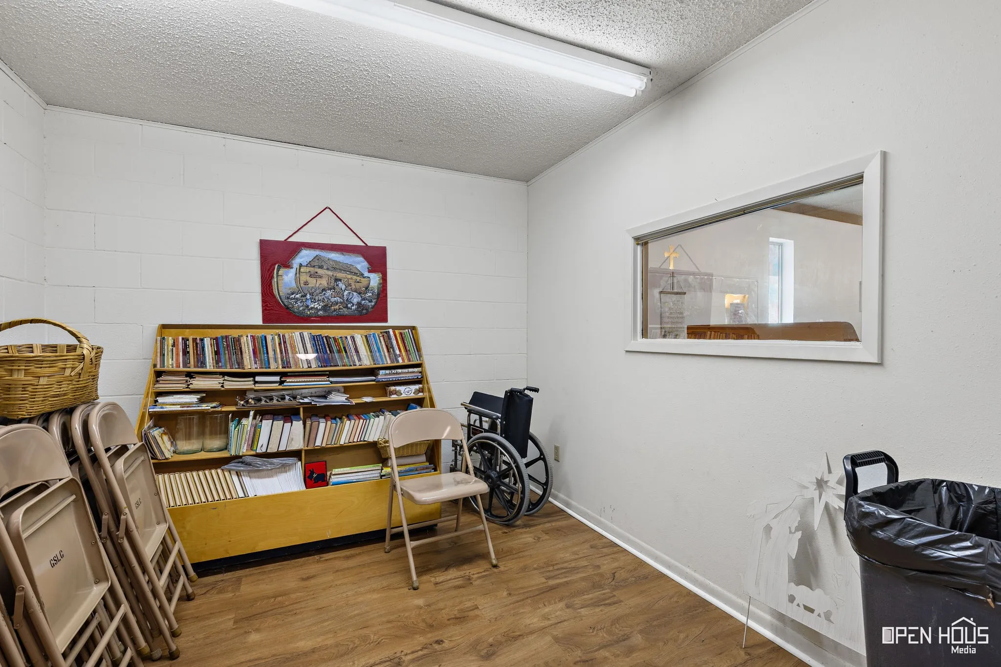 Office For Sale in Wichita County , 801 N 1st Street, Iowa Park, Texas 76367, 0, 0, Garage spaces, 0 Sqft, built in 1974, Preowned, Price $195,000, mls#21203293, Real Estate Agent in Iowa Park, Homes For Sale in Wichita county, Homes For Sale in Iowa Park, Realtor in Iowa Park Texas, Real Estate Brokerage Independent Realty Texas, Luminita Cordes Realtor