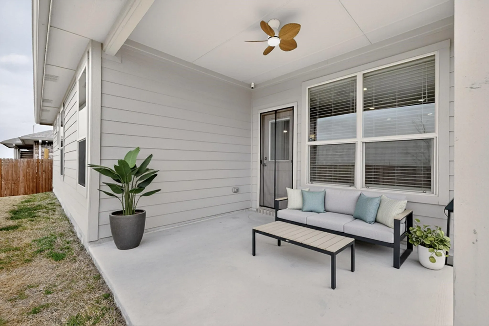 Single Family Residence For Sale in Tarrant County , 9608 Fallston Drive, Fort Worth, Texas 76108, 4 Bedrooms, 2 Bathrooms, 2 Garage spaces, 1,776 Sqft, built in 2022, Preowned, Price $325,000, mls#21200497, Real Estate Agent in Fort Worth, Homes For Sale in Tarrant county, Homes For Sale in Fort Worth, Realtor in Fort Worth Texas, Real Estate Brokerage Independent Realty Texas, Luminita Cordes Realtor