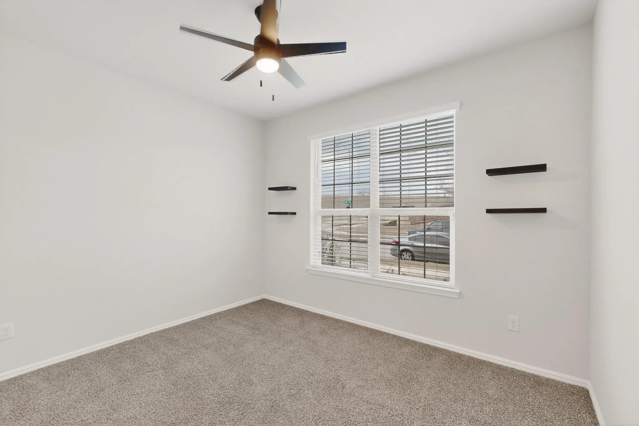 Bedroom 3 or Can be the an Office