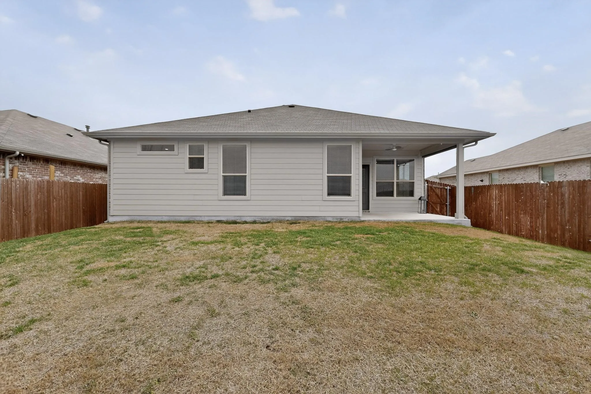 Single Family Residence For Sale in Tarrant County , 9608 Fallston Drive, Fort Worth, Texas 76108, 4 Bedrooms, 2 Bathrooms, 2 Garage spaces, 1,776 Sqft, built in 2022, Preowned, Price $325,000, mls#21200497, Real Estate Agent in Fort Worth, Homes For Sale in Tarrant county, Homes For Sale in Fort Worth, Realtor in Fort Worth Texas, Real Estate Brokerage Independent Realty Texas, Luminita Cordes Realtor