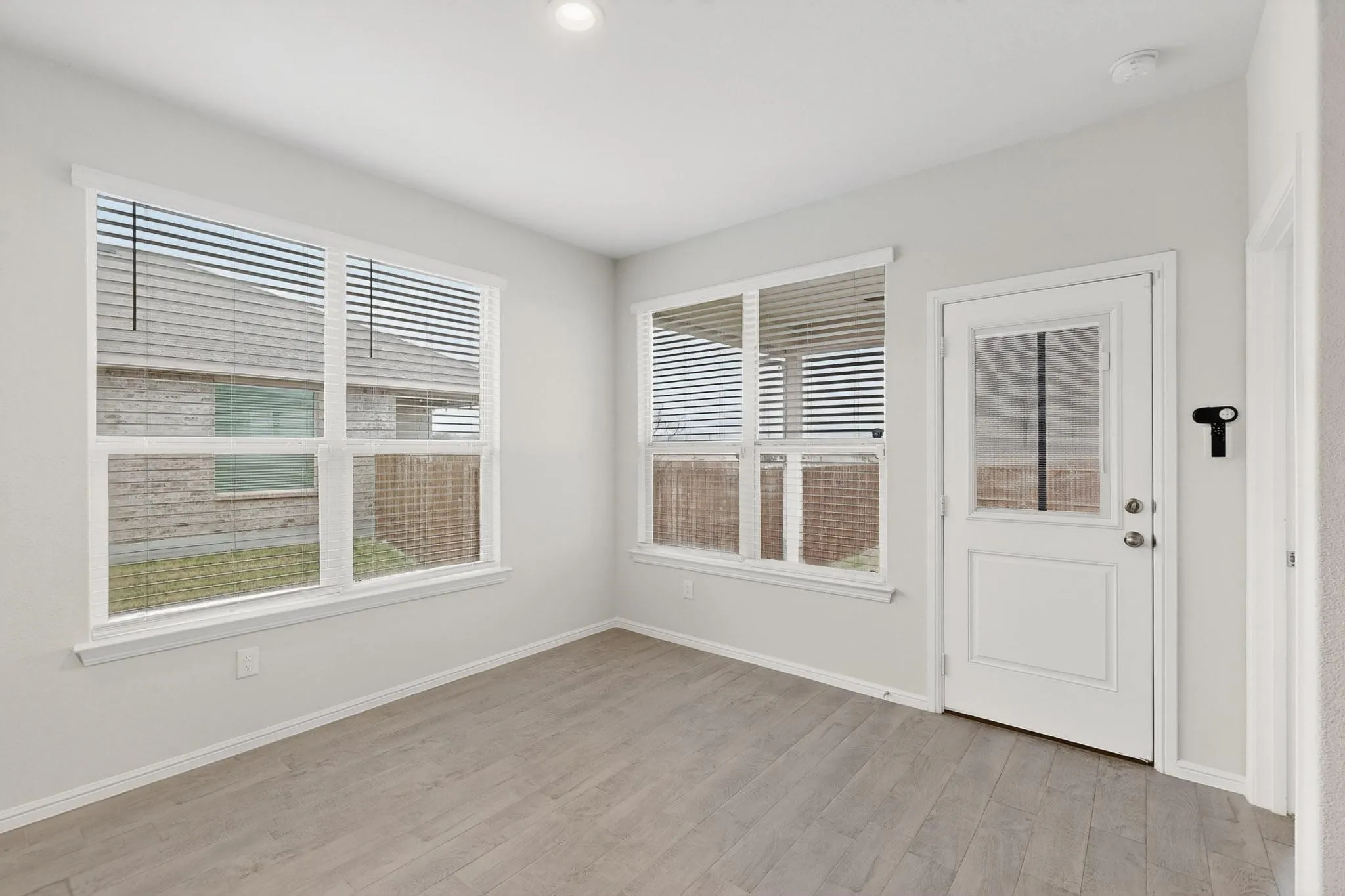 Single Family Residence For Sale in Tarrant County , 9608 Fallston Drive, Fort Worth, Texas 76108, 4 Bedrooms, 2 Bathrooms, 2 Garage spaces, 1,776 Sqft, built in 2022, Preowned, Price $325,000, mls#21200497, Real Estate Agent in Fort Worth, Homes For Sale in Tarrant county, Homes For Sale in Fort Worth, Realtor in Fort Worth Texas, Real Estate Brokerage Independent Realty Texas, Luminita Cordes Realtor