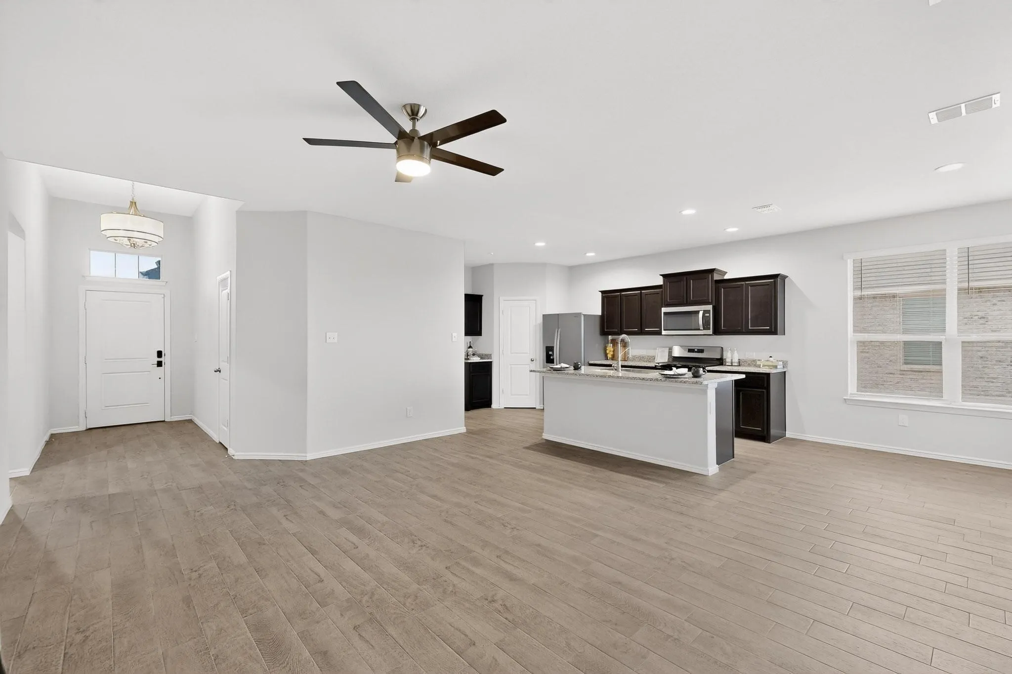 Single Family Residence For Sale in Tarrant County , 9608 Fallston Drive, Fort Worth, Texas 76108, 4 Bedrooms, 2 Bathrooms, 2 Garage spaces, 1,776 Sqft, built in 2022, Preowned, Price $325,000, mls#21200497, Real Estate Agent in Fort Worth, Homes For Sale in Tarrant county, Homes For Sale in Fort Worth, Realtor in Fort Worth Texas, Real Estate Brokerage Independent Realty Texas, Luminita Cordes Realtor