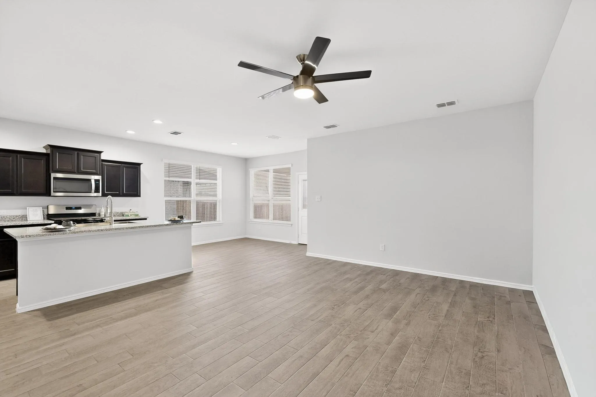 Single Family Residence For Sale in Tarrant County , 9608 Fallston Drive, Fort Worth, Texas 76108, 4 Bedrooms, 2 Bathrooms, 2 Garage spaces, 1,776 Sqft, built in 2022, Preowned, Price $325,000, mls#21200497, Real Estate Agent in Fort Worth, Homes For Sale in Tarrant county, Homes For Sale in Fort Worth, Realtor in Fort Worth Texas, Real Estate Brokerage Independent Realty Texas, Luminita Cordes Realtor