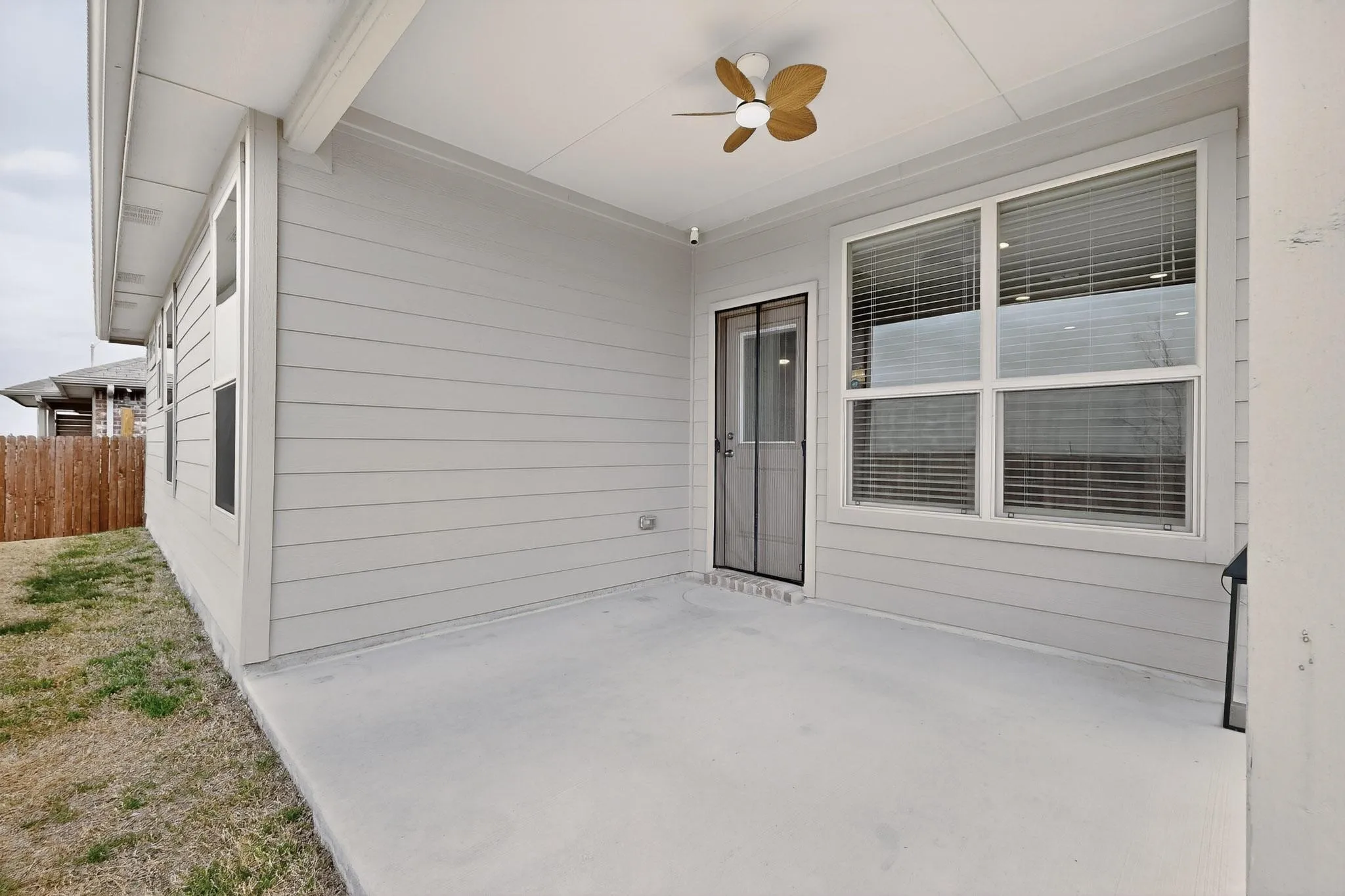 Single Family Residence For Sale in Tarrant County , 9608 Fallston Drive, Fort Worth, Texas 76108, 4 Bedrooms, 2 Bathrooms, 2 Garage spaces, 1,776 Sqft, built in 2022, Preowned, Price $325,000, mls#21200497, Real Estate Agent in Fort Worth, Homes For Sale in Tarrant county, Homes For Sale in Fort Worth, Realtor in Fort Worth Texas, Real Estate Brokerage Independent Realty Texas, Luminita Cordes Realtor