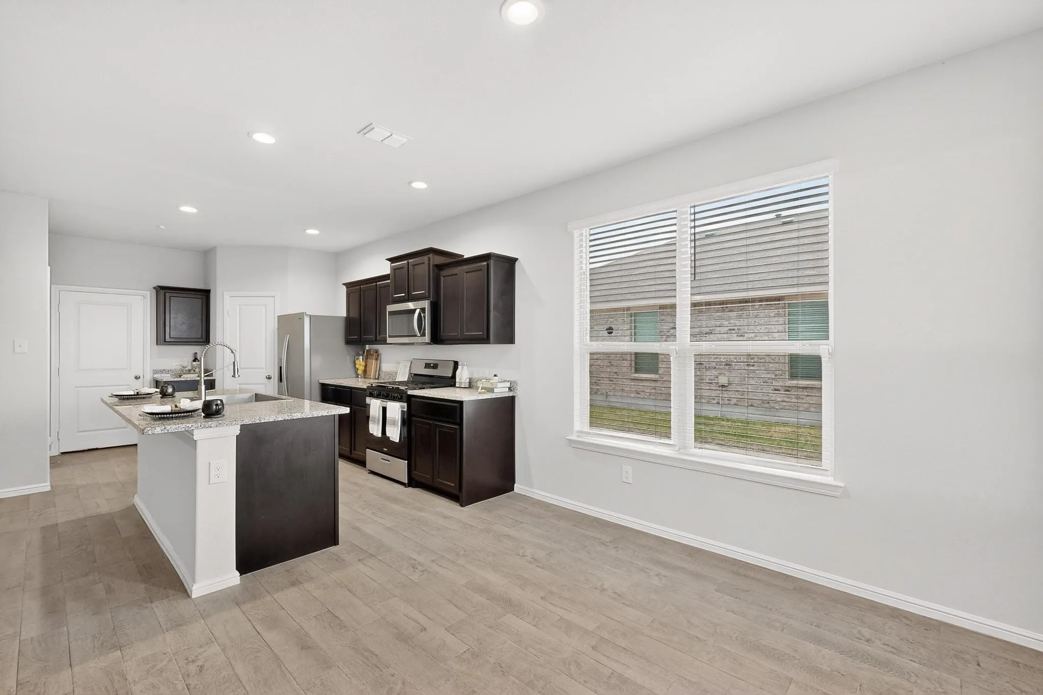 Single Family Residence For Sale in Tarrant County , 9608 Fallston Drive, Fort Worth, Texas 76108, 4 Bedrooms, 2 Bathrooms, 2 Garage spaces, 1,776 Sqft, built in 2022, Preowned, Price $325,000, mls#21200497, Real Estate Agent in Fort Worth, Homes For Sale in Tarrant county, Homes For Sale in Fort Worth, Realtor in Fort Worth Texas, Real Estate Brokerage Independent Realty Texas, Luminita Cordes Realtor