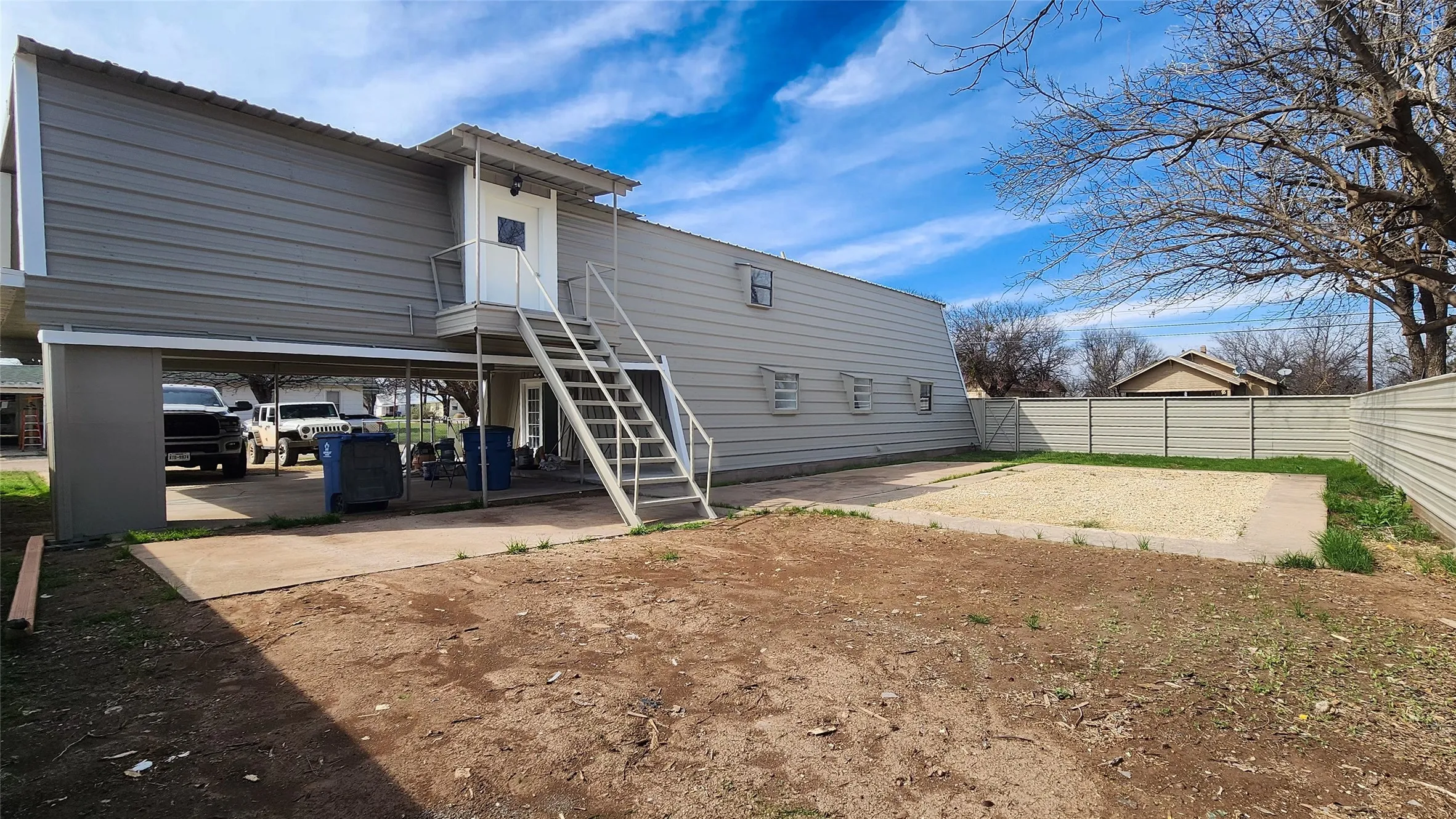 Single Family Residence For Sale in Runnels County , 401 E Pierce Street, Winters, Texas 79567, 4 Bedroom, 3 Bathroom, Garage spaces, 3,216 Sqft, built in 1983, Preowned, mls#21202142, Real Estate Agent in Winters, Homes For Sale in Runnels county, Homes For Sale in Winters, Realtor in Winters Texas, Real Estate Brokerage Independent Realty Texas, Luminita Cordes Realtor