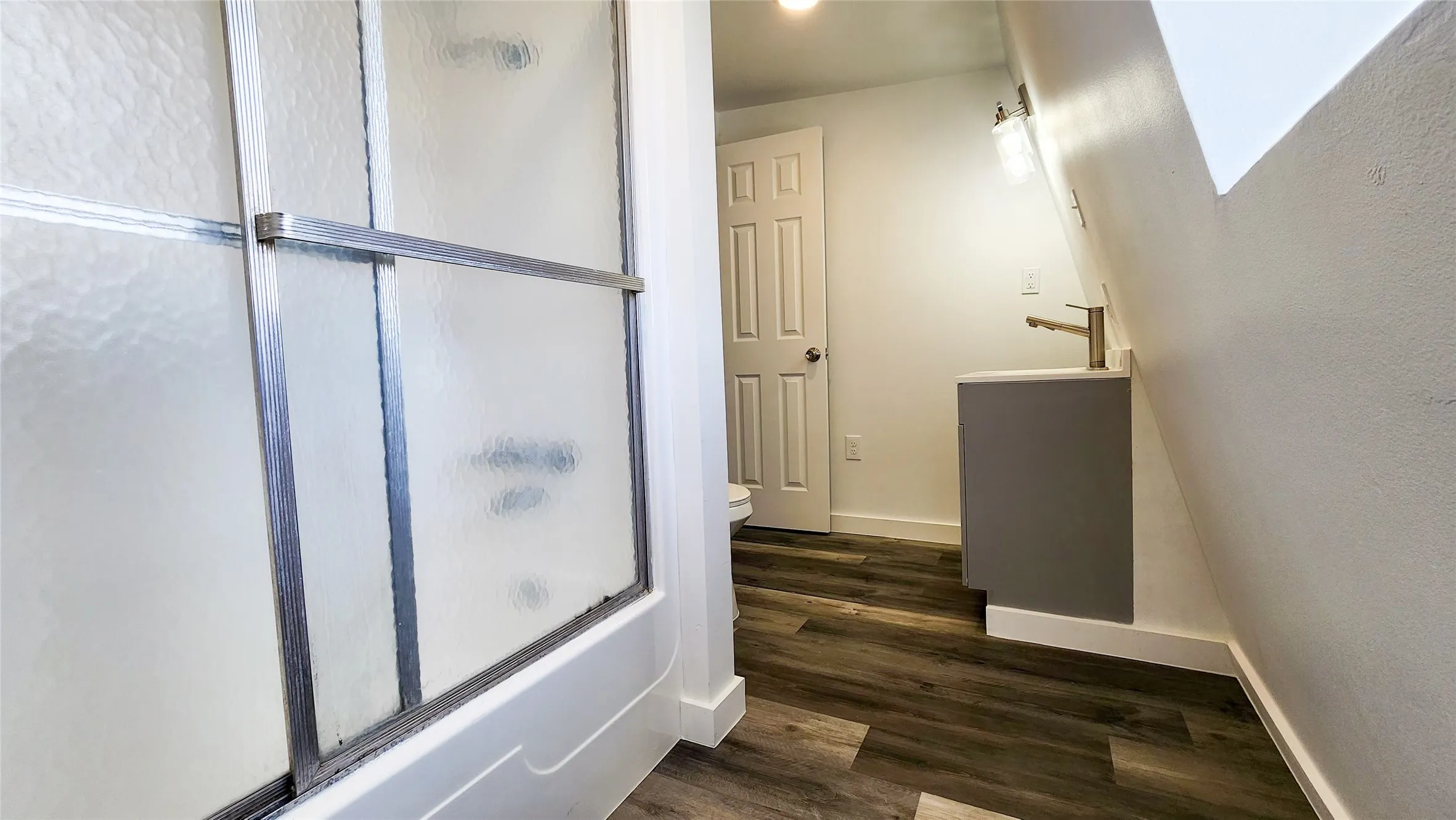 Single Family Residence For Sale in Runnels County , 401 E Pierce Street, Winters, Texas 79567, 4 Bedroom, 3 Bathroom, Garage spaces, 3,216 Sqft, built in 1983, Preowned, mls#21202142, Real Estate Agent in Winters, Homes For Sale in Runnels county, Homes For Sale in Winters, Realtor in Winters Texas, Real Estate Brokerage Independent Realty Texas, Luminita Cordes Realtor