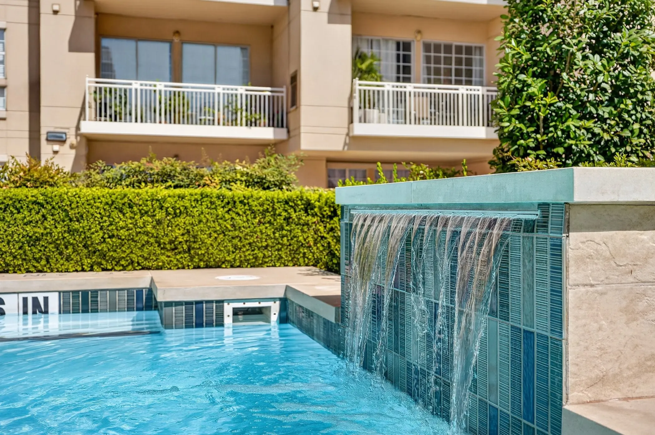 Condominium For Sale in Dallas County , 3225 Turtle Creek Boulevard 1528, Dallas, Texas 75219, 1 Bedroom, 1 Bathroom, 1 Garage spaces, 832 Sqft, built in 1998, Preowned, mls#21203445, Real Estate Agent in Dallas, Homes For Sale in Dallas county, Homes For Sale in Dallas, Realtor in Dallas Texas, Real Estate Brokerage Independent Realty Texas, Luminita Cordes Realtor