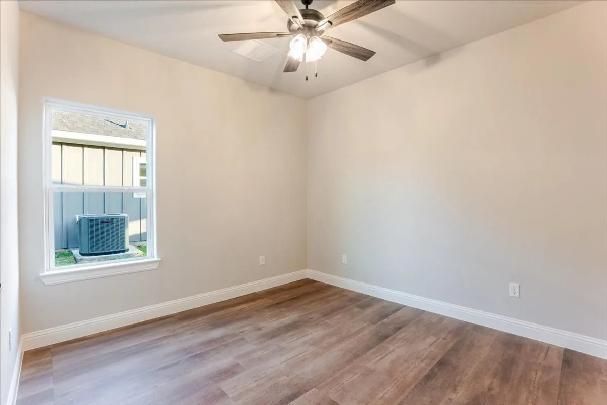 Single Family Residence For Sale in Hood County , 9209 Parkview Circle, Tolar, Texas 76476, 3 Bedroom, 2 Bathroom, 1 Garage spaces, 1,414 Sqft, built in 2026, Price $303,000, mls#21203448, Real Estate Agent in Tolar, Homes For Sale in Hood county, Homes For Sale in Tolar, Realtor in Tolar Texas, Real Estate Brokerage Independent Realty Texas, Luminita Cordes Realtor