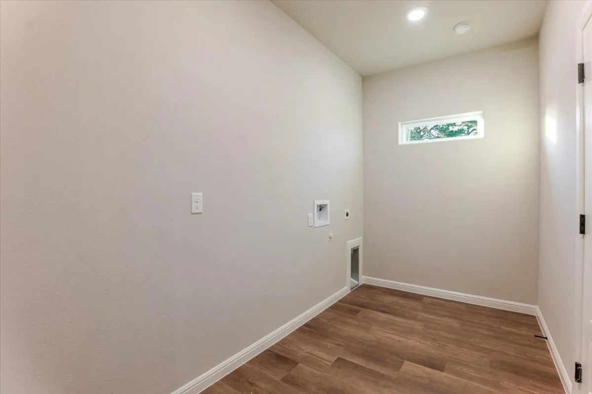 Single Family Residence For Sale in Hood County , 9209 Parkview Circle, Tolar, Texas 76476, 3 Bedroom, 2 Bathroom, 1 Garage spaces, 1,414 Sqft, built in 2026, Price $303,000, mls#21203448, Real Estate Agent in Tolar, Homes For Sale in Hood county, Homes For Sale in Tolar, Realtor in Tolar Texas, Real Estate Brokerage Independent Realty Texas, Luminita Cordes Realtor