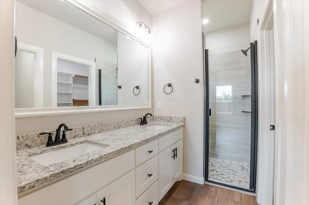 Single Family Residence For Sale in Hood County , 9209 Parkview Circle, Tolar, Texas 76476, 3 Bedroom, 2 Bathroom, 1 Garage spaces, 1,414 Sqft, built in 2026, Price $303,000, mls#21203448, Real Estate Agent in Tolar, Homes For Sale in Hood county, Homes For Sale in Tolar, Realtor in Tolar Texas, Real Estate Brokerage Independent Realty Texas, Luminita Cordes Realtor