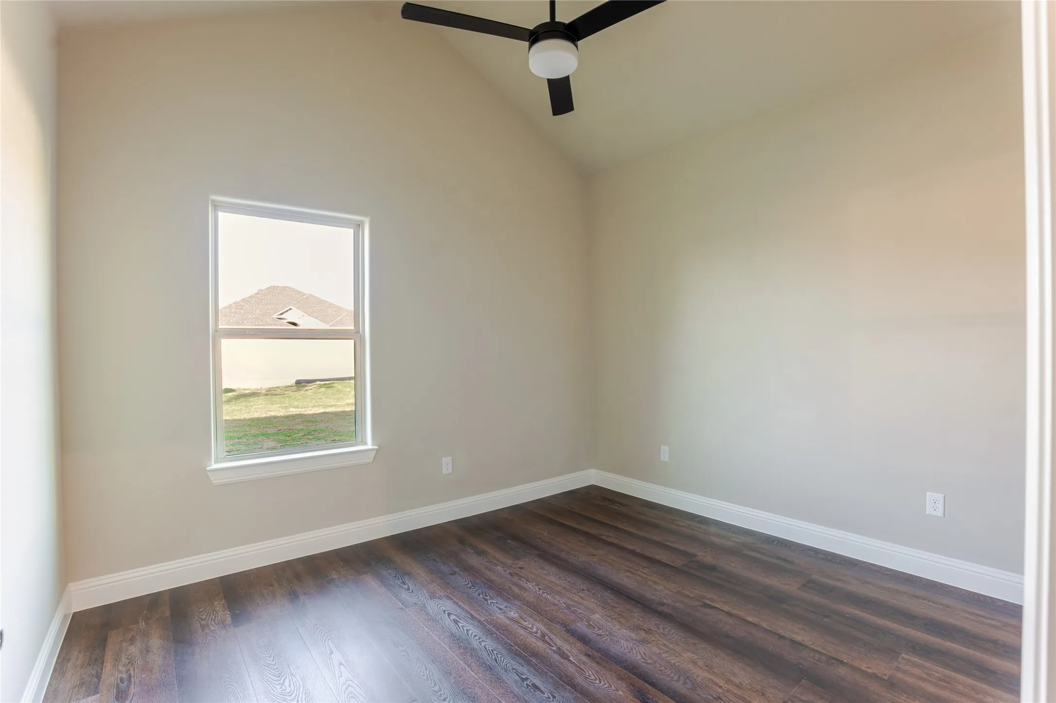Single Family Residence For Sale in Hood County , 9213 Parkview Circle, Tolar, Texas 76476, 3 Bedroom, 2 Bathroom, 2 Garage spaces, 1,653 Sqft, built in 2026, mls#21203451, Real Estate Agent in Tolar, Homes For Sale in Hood county, Homes For Sale in Tolar, Realtor in Tolar Texas, Real Estate Brokerage Independent Realty Texas, Luminita Cordes Realtor