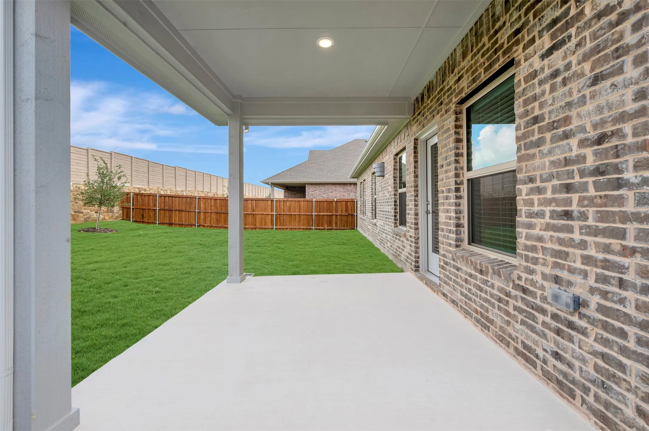 Single Family Residence For Sale in Wise County , 152 Summer Rain Way, Newark, Texas 76071, 4 Bedroom, 3 Bathroom, 2 Garage spaces, 2,326 Sqft, built in 2026, New Construction - Incomplete, mls#21203517, Real Estate Agent in Newark, Homes For Sale in Wise county, Homes For Sale in Newark, Realtor in Newark Texas, Real Estate Brokerage Independent Realty Texas, Luminita Cordes Realtor