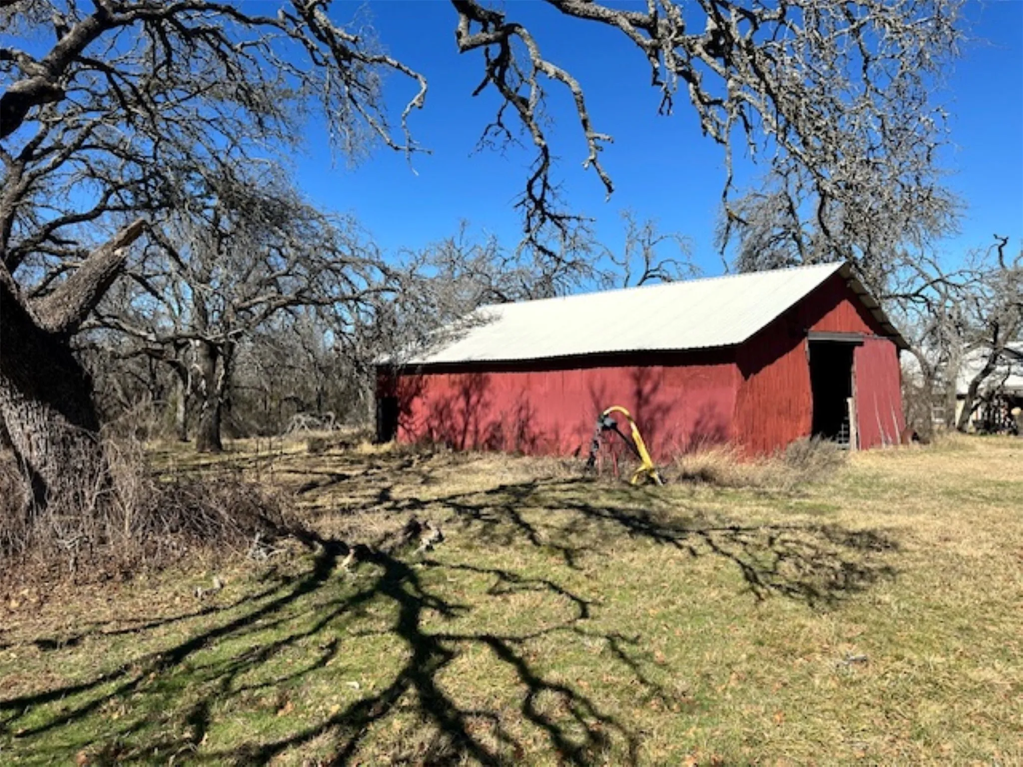 Farm For Sale in Comanche County , 18250 Tx-36 Highway, Gustine, Texas 76455, 2 Bedrooms, 1 Bathroom, 2 Garage spaces, 3,181 Sqft, built in 1939, Price $449,000, mls#21201490, Real Estate Agent in Gustine, Homes For Sale in Comanche county, Homes For Sale in Gustine, Realtor in Gustine Texas, Real Estate Brokerage Independent Realty Texas, Luminita Cordes Realtor