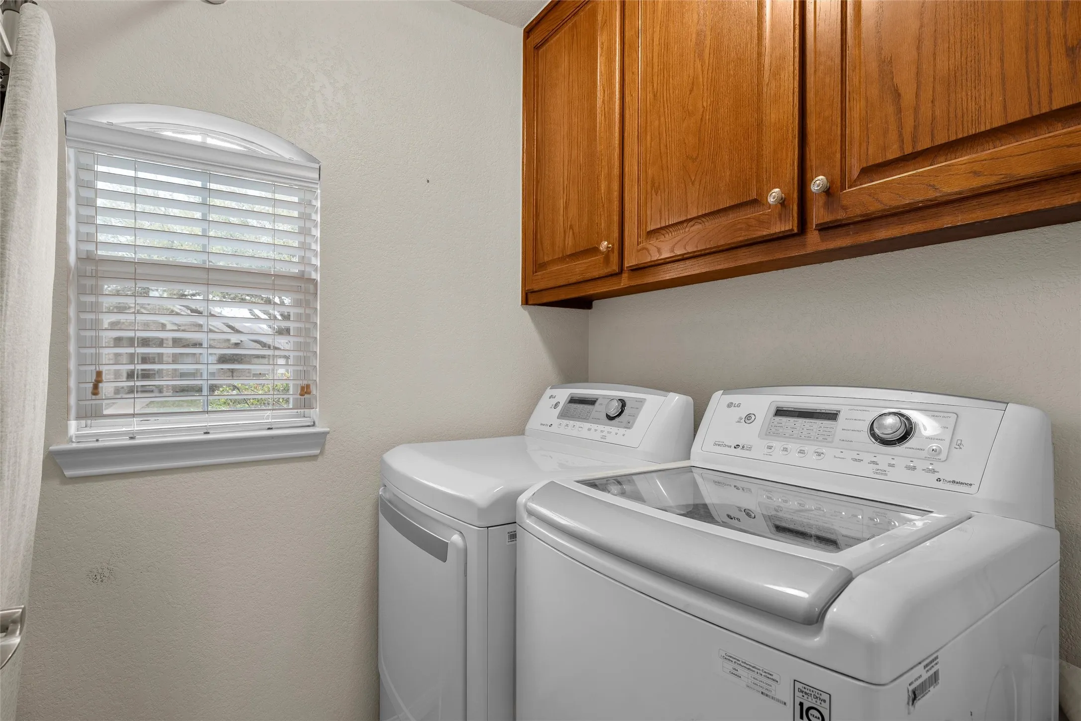Single Family Residence For Sale in Mc Lennan County , 1400 Radisson Drive, Hewitt, Texas 76643, 4 Bedroom, 3 Bathroom, 2 Garage spaces, 2,082 Sqft, built in 2001, mls#21203489, Real Estate Agent in Hewitt, Homes For Sale in Mc Lennan county, Homes For Sale in Hewitt, Realtor in Hewitt Texas, Real Estate Brokerage Independent Realty Texas, Luminita Cordes Realtor
