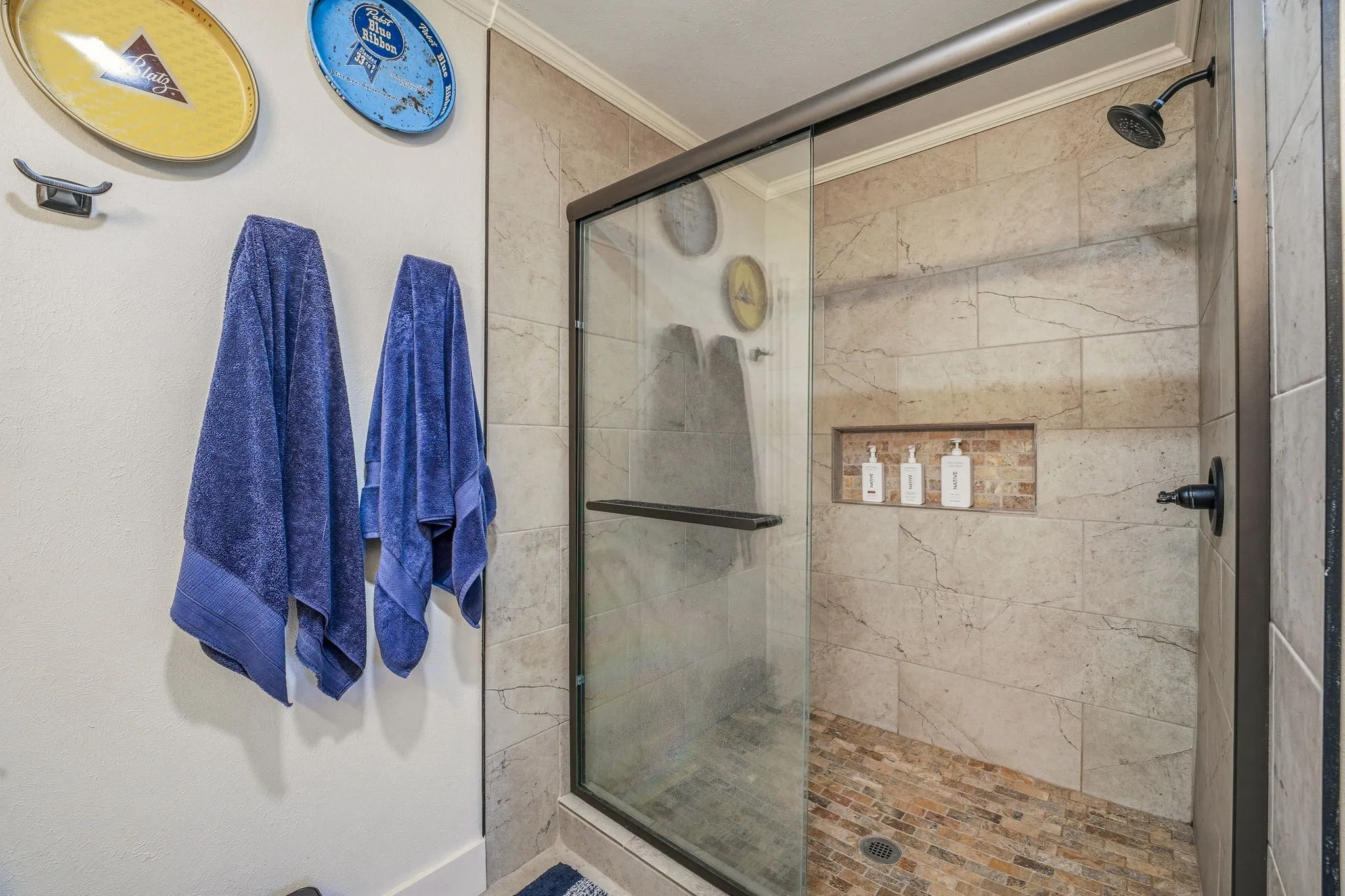 Single Family Residence For Sale in Erath County , 980 N Harbin Drive, Stephenville, Texas 76401, 3 Bedroom, 2 Bathroom, 2 Garage spaces, 2,513 Sqft, built in 1960, Preowned, mls#21200248, Real Estate Agent in Stephenville, Homes For Sale in Erath county, Homes For Sale in Stephenville, Realtor in Stephenville Texas, Real Estate Brokerage Independent Realty Texas, Luminita Cordes Realtor
