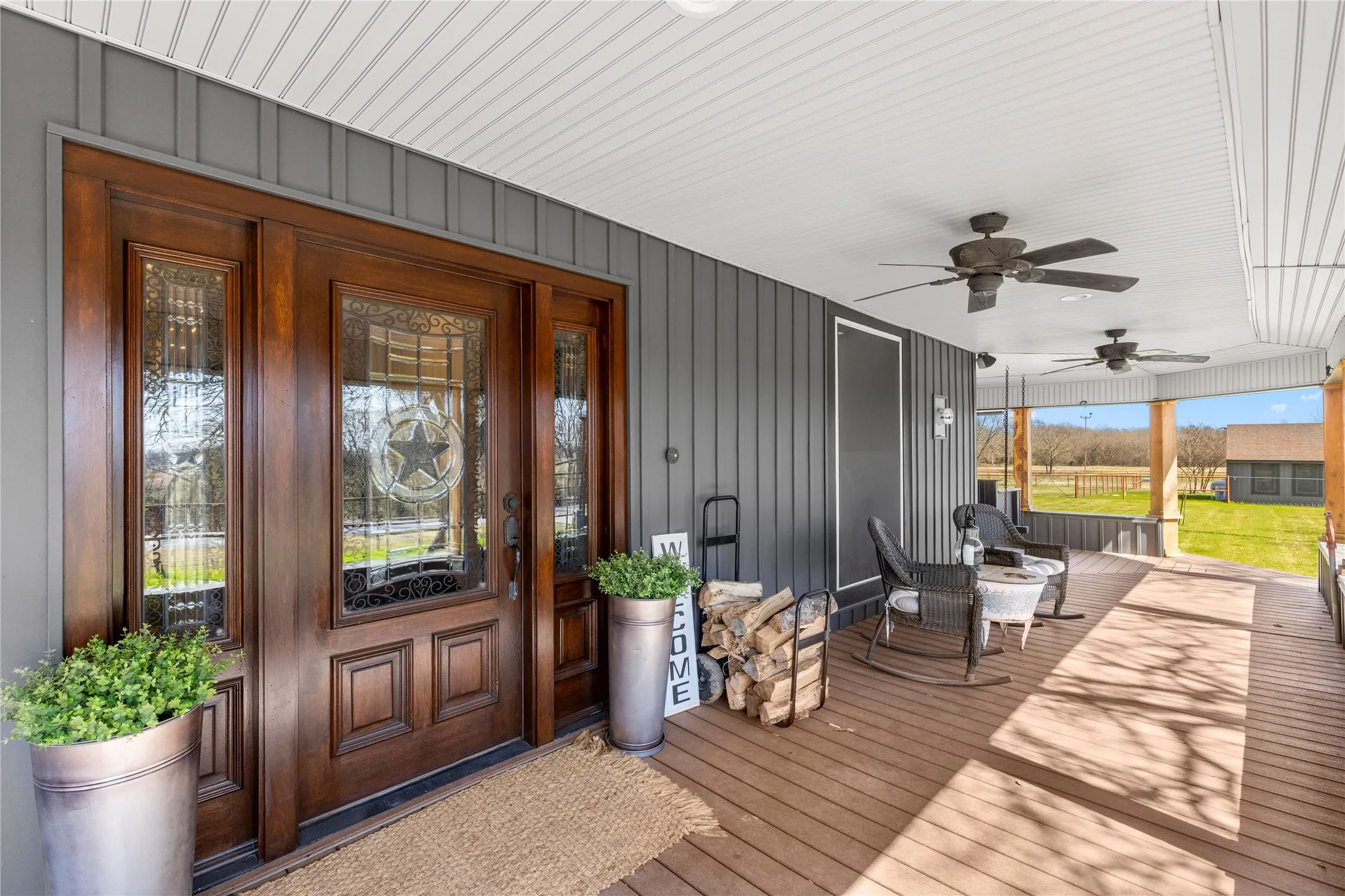 Farm For Sale in Hunt County , 4620 County Road 2720, Caddo Mills, Texas 75135, 7 Bedroom, 6 Bathroom, 7 Garage spaces, 4,269 Sqft, built in 1903, Preowned, mls#21191648, Real Estate Agent in Caddo Mills, Homes For Sale in Hunt county, Homes For Sale in Caddo Mills, Realtor in Caddo Mills Texas, Real Estate Brokerage Independent Realty Texas, Luminita Cordes Realtor
