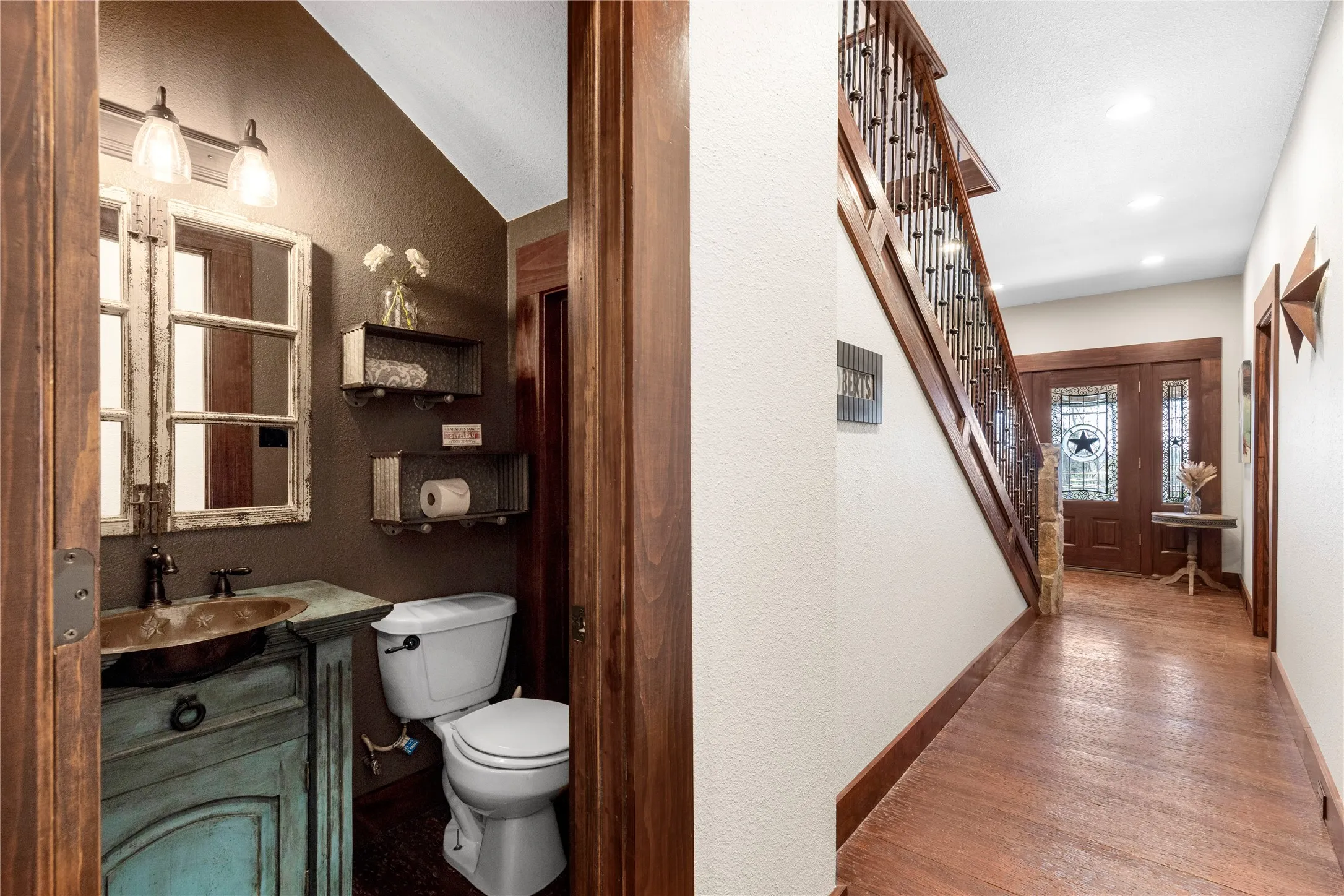 Farm For Sale in Hunt County , 4620 County Road 2720, Caddo Mills, Texas 75135, 7 Bedroom, 6 Bathroom, 7 Garage spaces, 4,269 Sqft, built in 1903, Preowned, mls#21191648, Real Estate Agent in Caddo Mills, Homes For Sale in Hunt county, Homes For Sale in Caddo Mills, Realtor in Caddo Mills Texas, Real Estate Brokerage Independent Realty Texas, Luminita Cordes Realtor