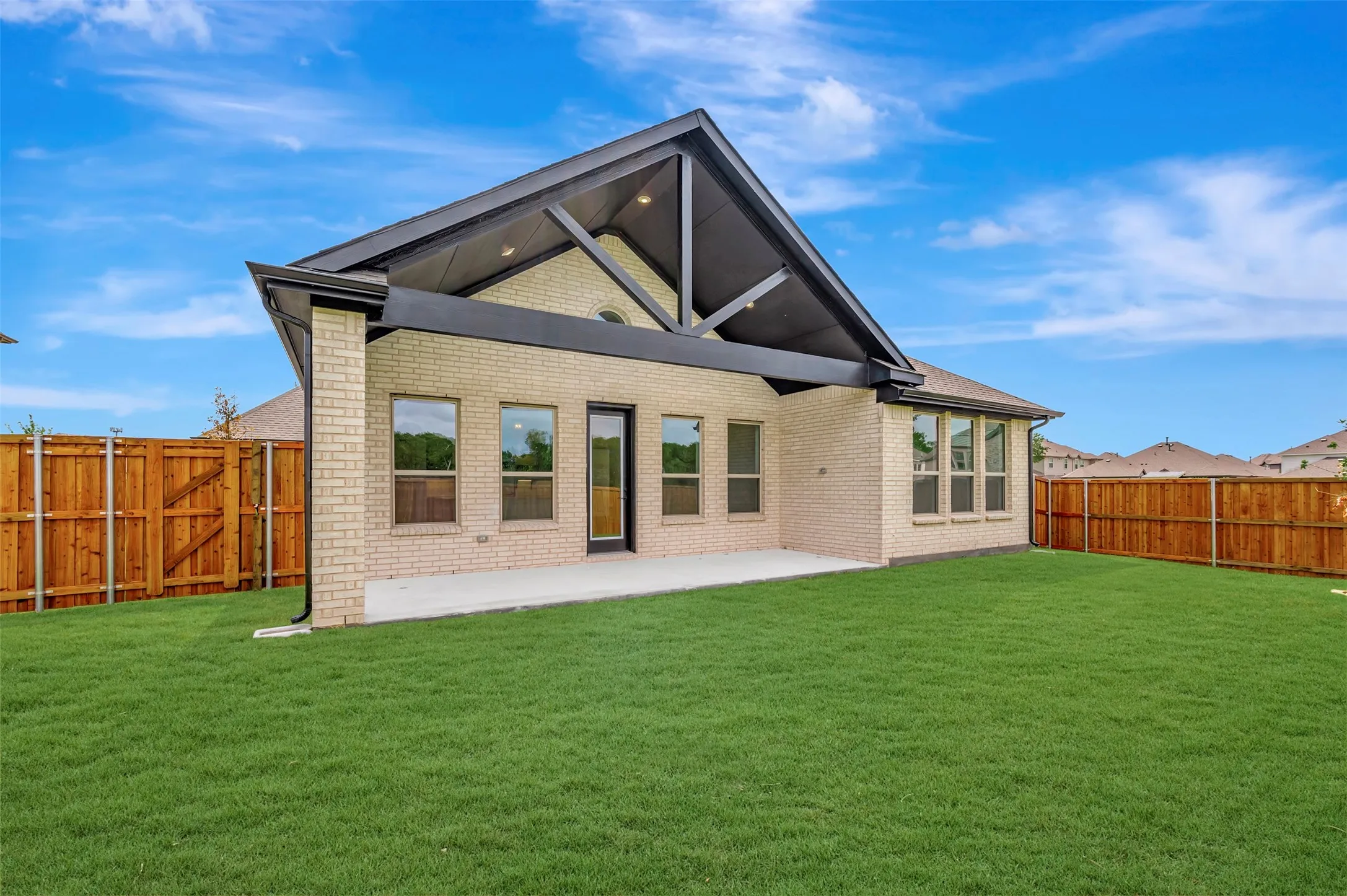 Single Family Residence For Sale in Collin County , 204 Phyllis Drive, Wylie, Texas 75098, 5 Bedroom, 4 Bathroom, 3 Garage spaces, 3,159 Sqft, built in 2026, New Construction - Incomplete, mls#21203724, Real Estate Agent in Wylie, Homes For Sale in Collin county, Homes For Sale in Wylie, Realtor in Wylie Texas, Real Estate Brokerage Independent Realty Texas, Luminita Cordes Realtor