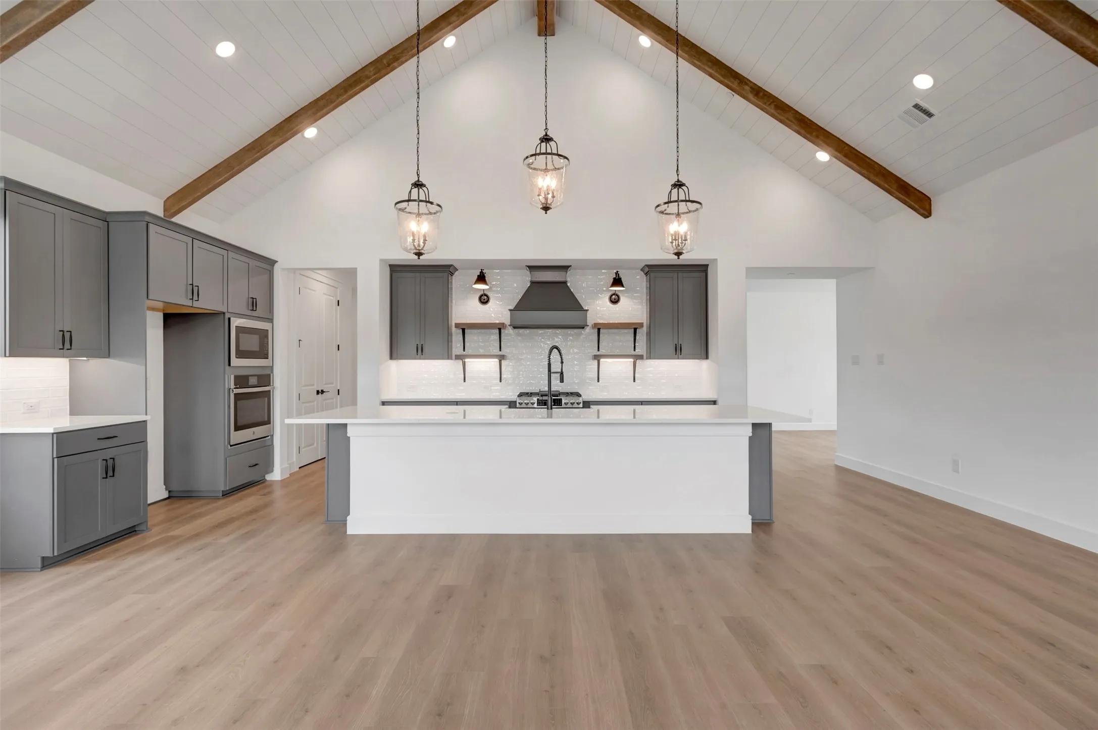 Single Family Residence For Sale in Collin County , 204 Phyllis Drive, Wylie, Texas 75098, 5 Bedroom, 4 Bathroom, 3 Garage spaces, 3,159 Sqft, built in 2026, New Construction - Incomplete, mls#21203724, Real Estate Agent in Wylie, Homes For Sale in Collin county, Homes For Sale in Wylie, Realtor in Wylie Texas, Real Estate Brokerage Independent Realty Texas, Luminita Cordes Realtor
