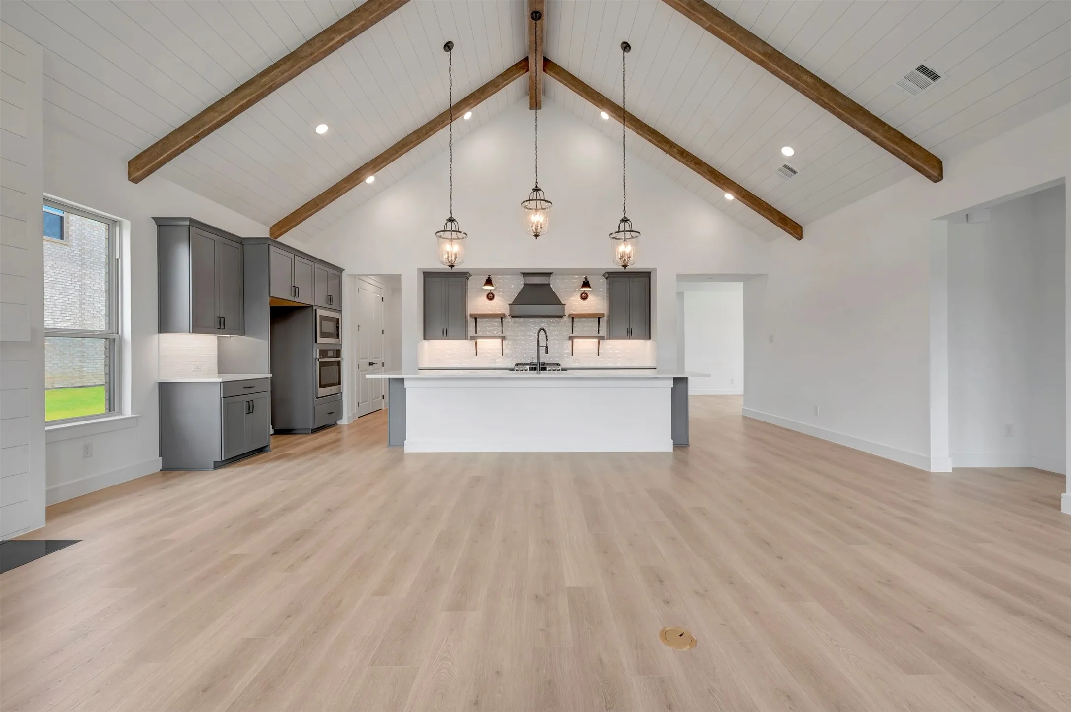 Single Family Residence For Sale in Collin County , 204 Phyllis Drive, Wylie, Texas 75098, 5 Bedroom, 4 Bathroom, 3 Garage spaces, 3,159 Sqft, built in 2026, New Construction - Incomplete, mls#21203724, Real Estate Agent in Wylie, Homes For Sale in Collin county, Homes For Sale in Wylie, Realtor in Wylie Texas, Real Estate Brokerage Independent Realty Texas, Luminita Cordes Realtor