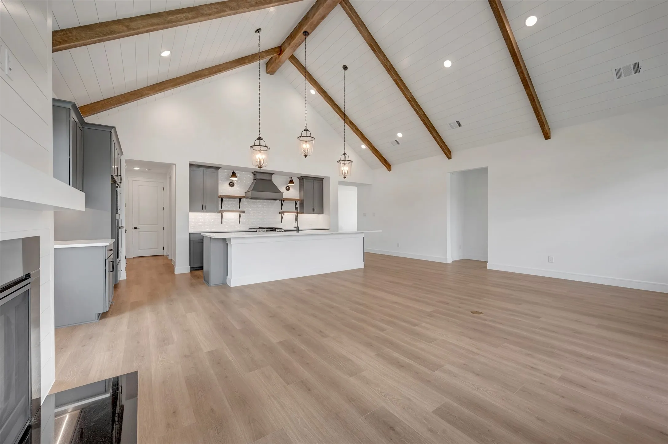Single Family Residence For Sale in Collin County , 204 Phyllis Drive, Wylie, Texas 75098, 5 Bedroom, 4 Bathroom, 3 Garage spaces, 3,159 Sqft, built in 2026, New Construction - Incomplete, mls#21203724, Real Estate Agent in Wylie, Homes For Sale in Collin county, Homes For Sale in Wylie, Realtor in Wylie Texas, Real Estate Brokerage Independent Realty Texas, Luminita Cordes Realtor