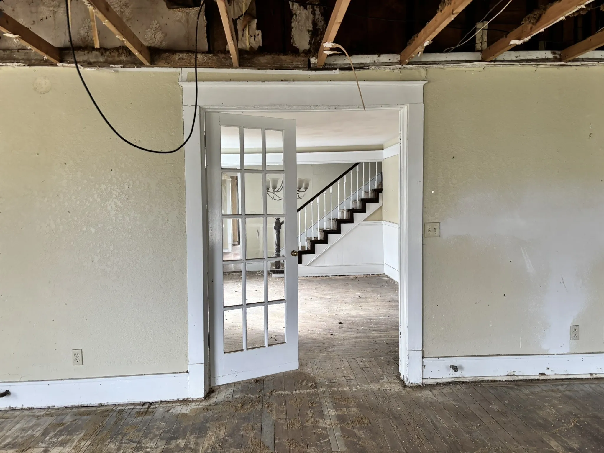Single Family Residence For Sale in Grayson County , 624 W Gandy Street, Denison, Texas 75020, 2 Bedroom, 2 Bathroom, Garage spaces, 1,614 Sqft, built in 1910, mls#21203731, Real Estate Agent in Denison, Homes For Sale in Grayson county, Homes For Sale in Denison, Realtor in Denison Texas, Real Estate Brokerage Independent Realty Texas, Luminita Cordes Realtor