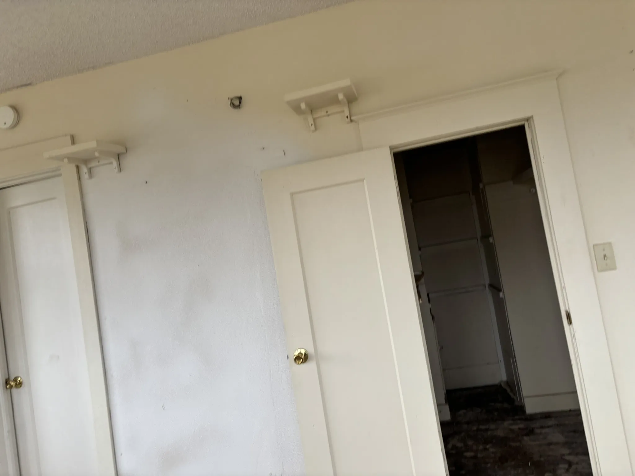 Single Family Residence For Sale in Grayson County , 624 W Gandy Street, Denison, Texas 75020, 2 Bedroom, 2 Bathroom, Garage spaces, 1,614 Sqft, built in 1910, mls#21203731, Real Estate Agent in Denison, Homes For Sale in Grayson county, Homes For Sale in Denison, Realtor in Denison Texas, Real Estate Brokerage Independent Realty Texas, Luminita Cordes Realtor