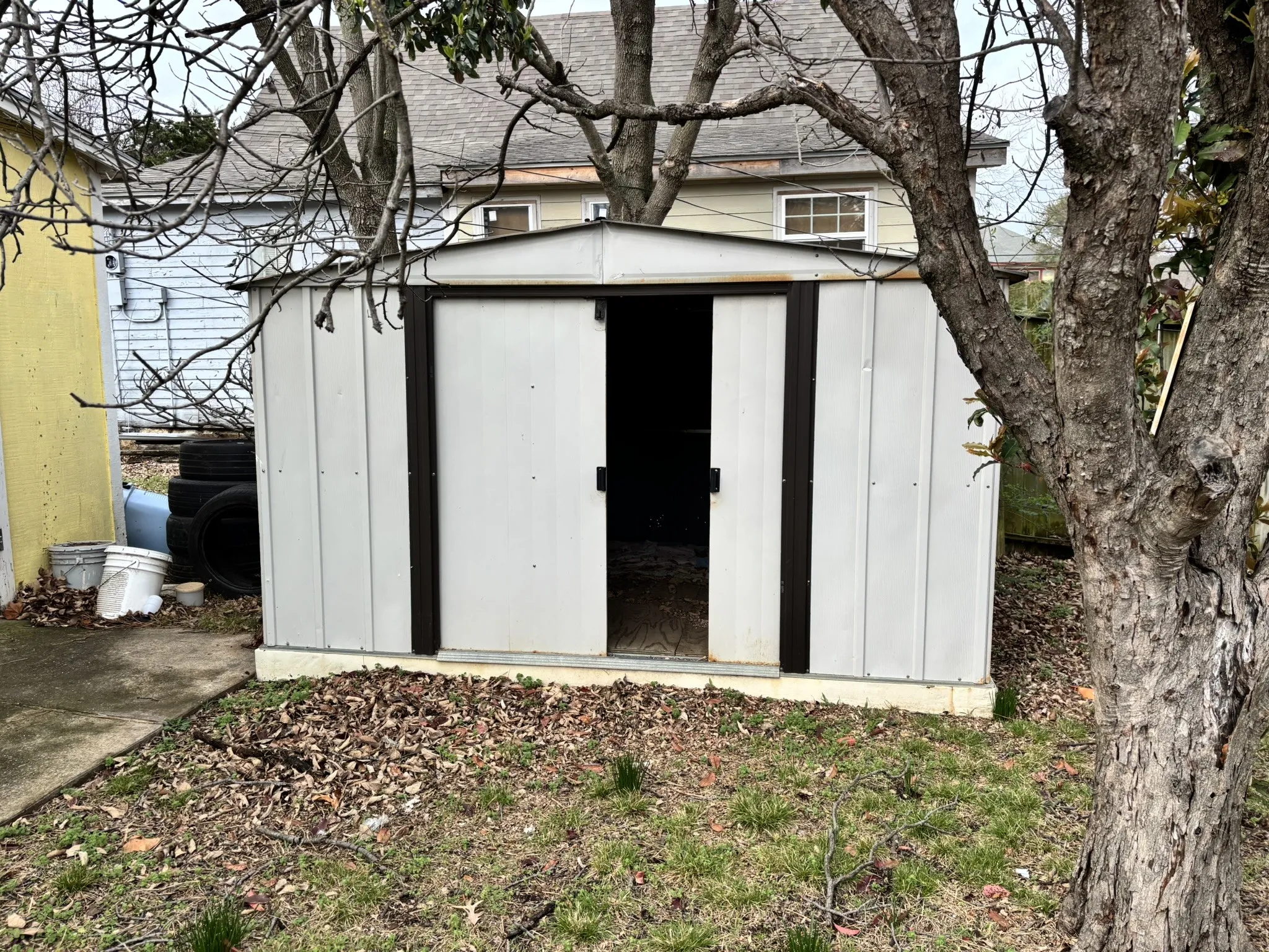 Single Family Residence For Sale in Grayson County , 624 W Gandy Street, Denison, Texas 75020, 2 Bedroom, 2 Bathroom, Garage spaces, 1,614 Sqft, built in 1910, mls#21203731, Real Estate Agent in Denison, Homes For Sale in Grayson county, Homes For Sale in Denison, Realtor in Denison Texas, Real Estate Brokerage Independent Realty Texas, Luminita Cordes Realtor