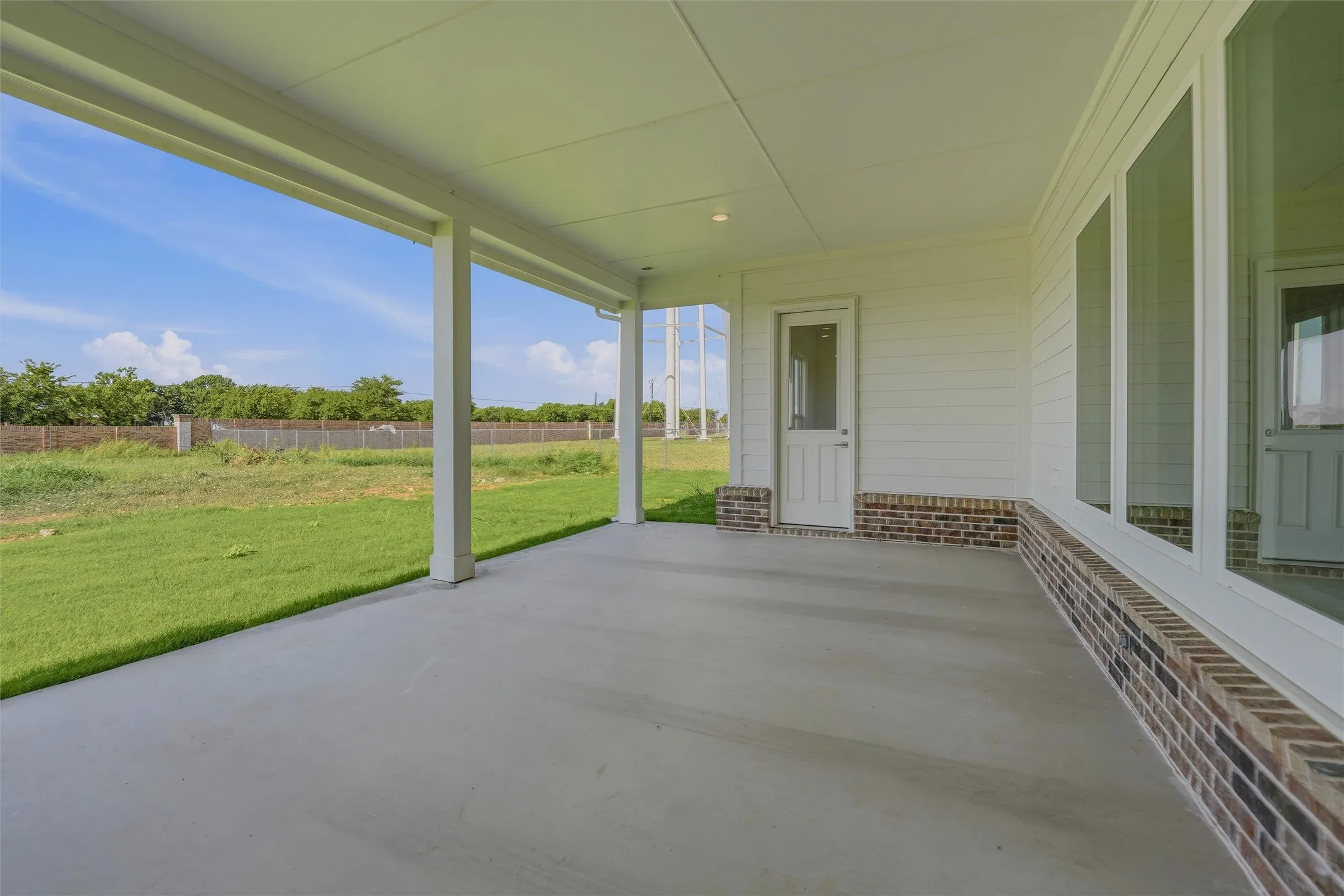 Single Family Residence For Sale in Denton County , 12213 Crystal Drive, Krum, Texas 76249, 4 Bedroom, 3 Bathroom, 3 Garage spaces, 3,497 Sqft, built in 2026, New Construction - Incomplete, mls#21203741, Real Estate Agent in Krum, Homes For Sale in Denton county, Homes For Sale in Krum, Realtor in Krum Texas, Real Estate Brokerage Independent Realty Texas, Luminita Cordes Realtor