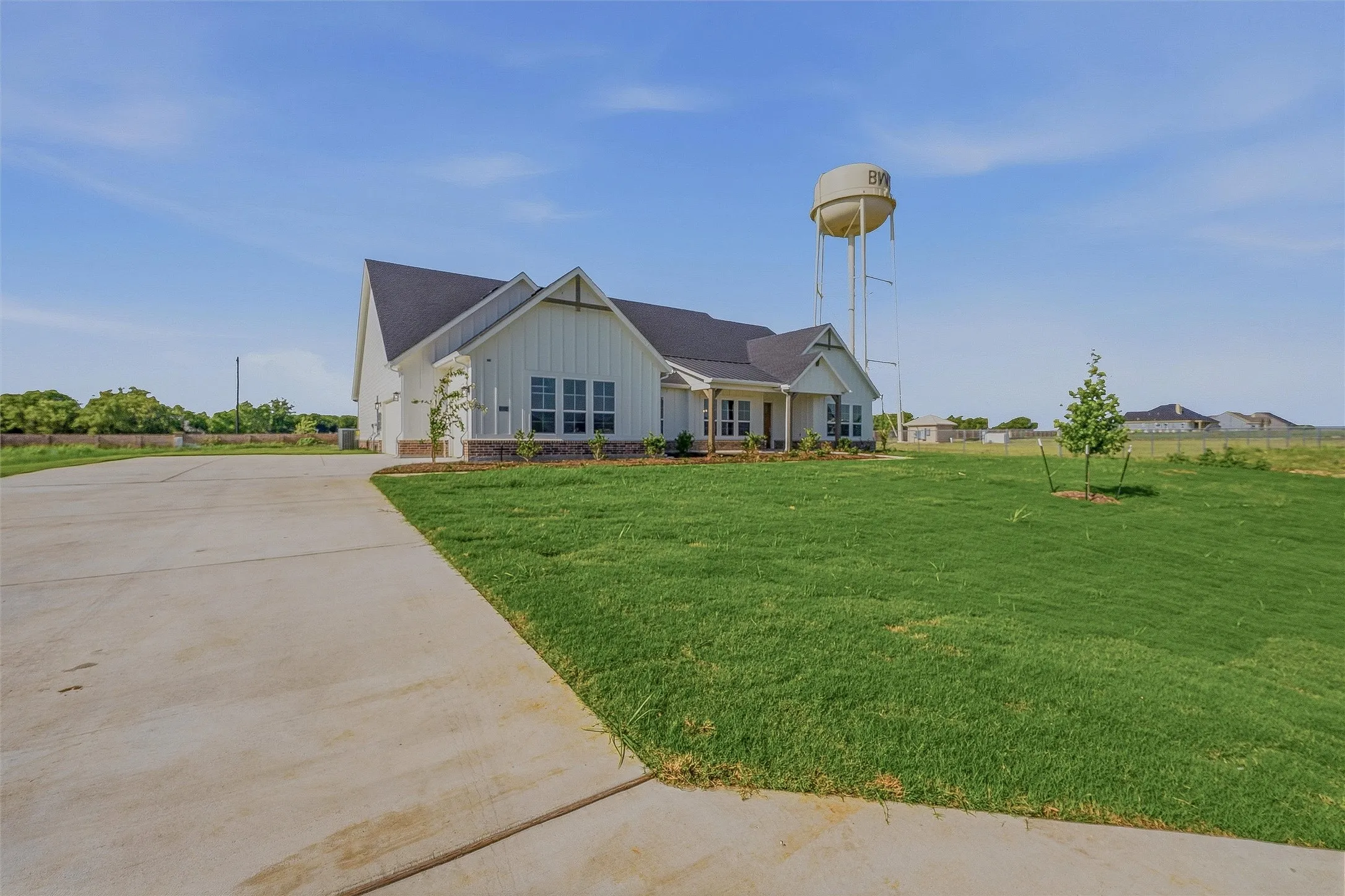 Single Family Residence For Sale in Denton County , 12213 Crystal Drive, Krum, Texas 76249, 4 Bedroom, 3 Bathroom, 3 Garage spaces, 3,497 Sqft, built in 2026, New Construction - Incomplete, mls#21203741, Real Estate Agent in Krum, Homes For Sale in Denton county, Homes For Sale in Krum, Realtor in Krum Texas, Real Estate Brokerage Independent Realty Texas, Luminita Cordes Realtor