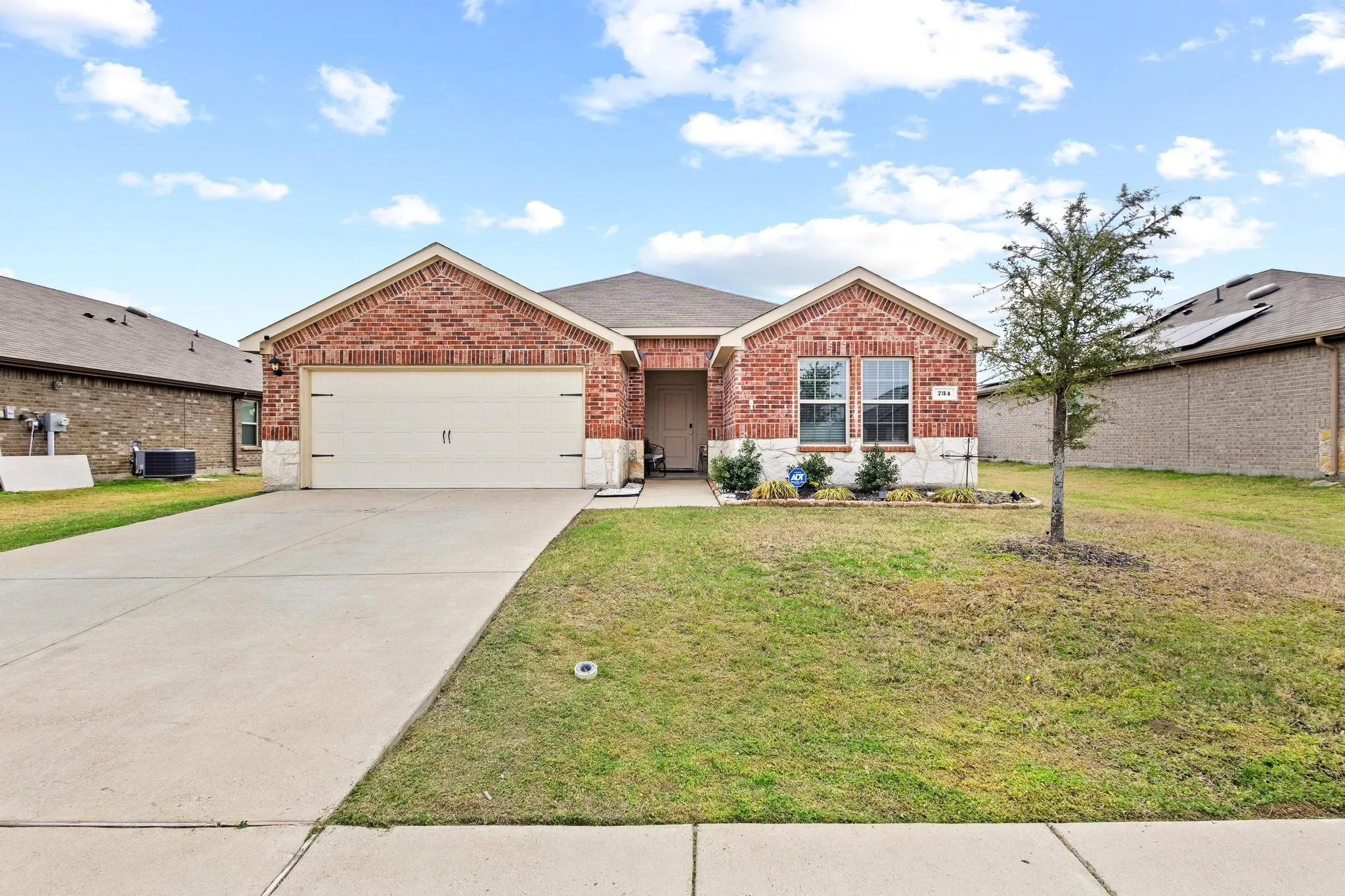 Single Family Residence For Sale in Collin County , 734 Meadow Creek Lane, Josephine, Texas 75189, 4 Bedroom, 2 Bathroom, 2 Garage spaces, 1,785 Sqft, built in 2020, Preowned, mls#21202883, Real Estate Agent in Josephine, Homes For Sale in Collin county, Homes For Sale in Josephine, Realtor in Josephine Texas, Real Estate Brokerage Independent Realty Texas, Luminita Cordes Realtor