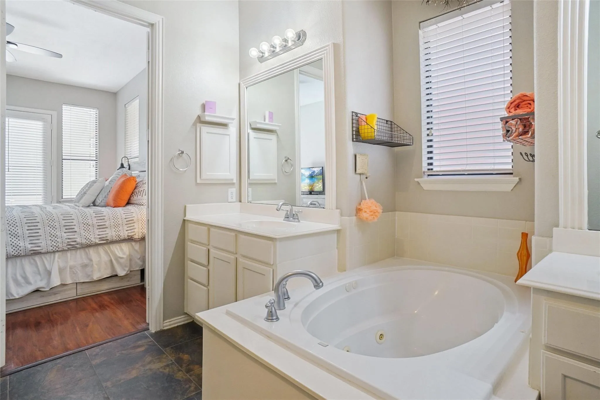 Single Family Residence For Sale in Denton County , 1716 Spanish Moss Way, Savannah, Texas 76227, 3 Bedroom, 2 Bathroom, 2 Garage spaces, 1,542 Sqft, built in 2004, mls#21203765, Real Estate Agent in Savannah, Homes For Sale in Denton county, Homes For Sale in Savannah, Realtor in Savannah Texas, Real Estate Brokerage Independent Realty Texas, Luminita Cordes Realtor