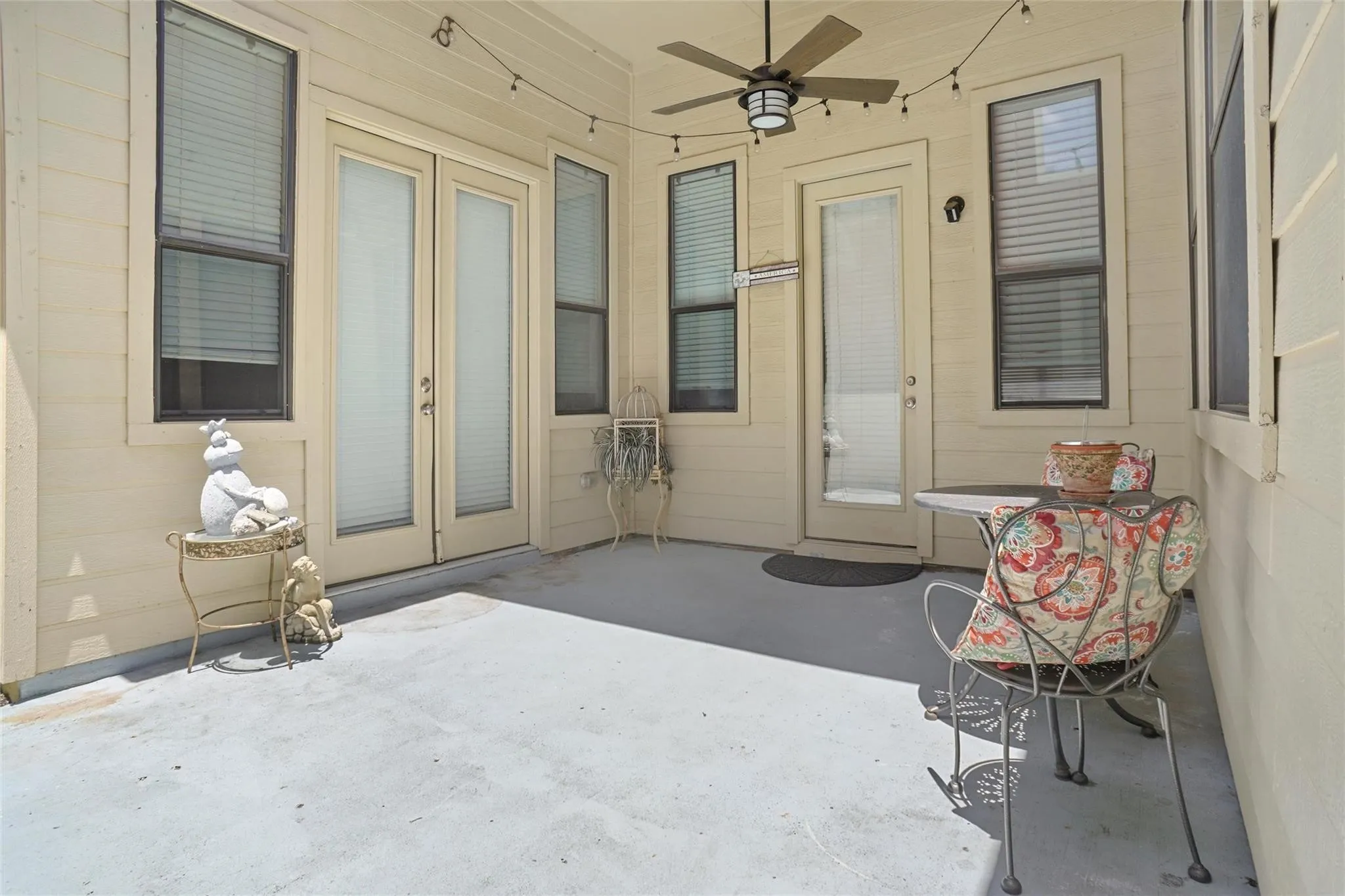 Single Family Residence For Sale in Denton County , 1716 Spanish Moss Way, Savannah, Texas 76227, 3 Bedroom, 2 Bathroom, 2 Garage spaces, 1,542 Sqft, built in 2004, mls#21203765, Real Estate Agent in Savannah, Homes For Sale in Denton county, Homes For Sale in Savannah, Realtor in Savannah Texas, Real Estate Brokerage Independent Realty Texas, Luminita Cordes Realtor